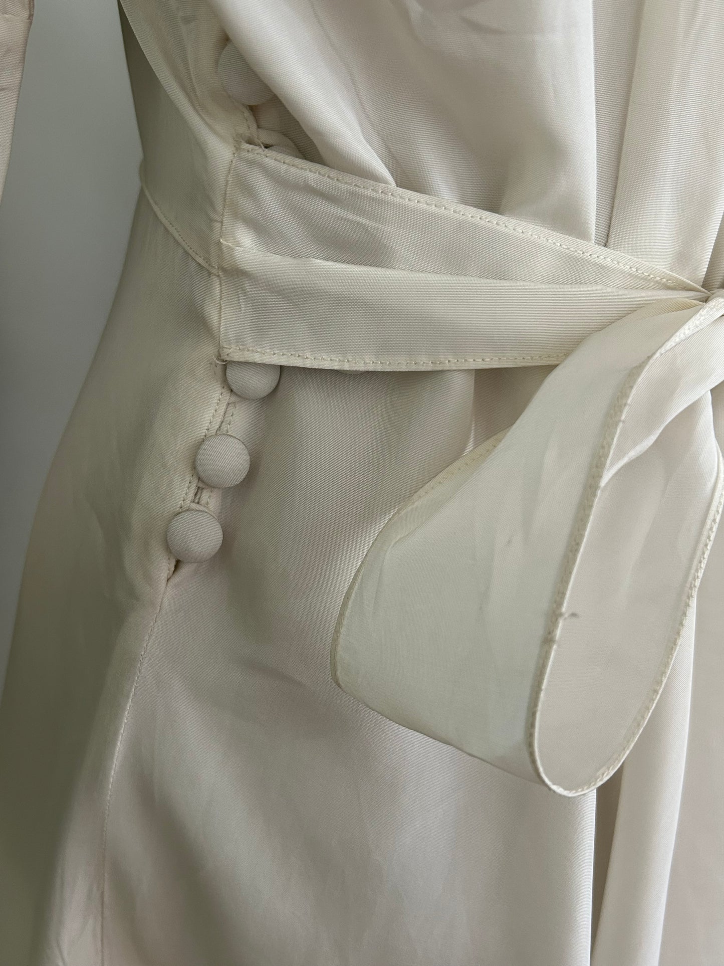 Vintage 1940s Size 14 Gorgeous Ivory Satin Shawl Collar Wedding/Occasion Maxi Dress
