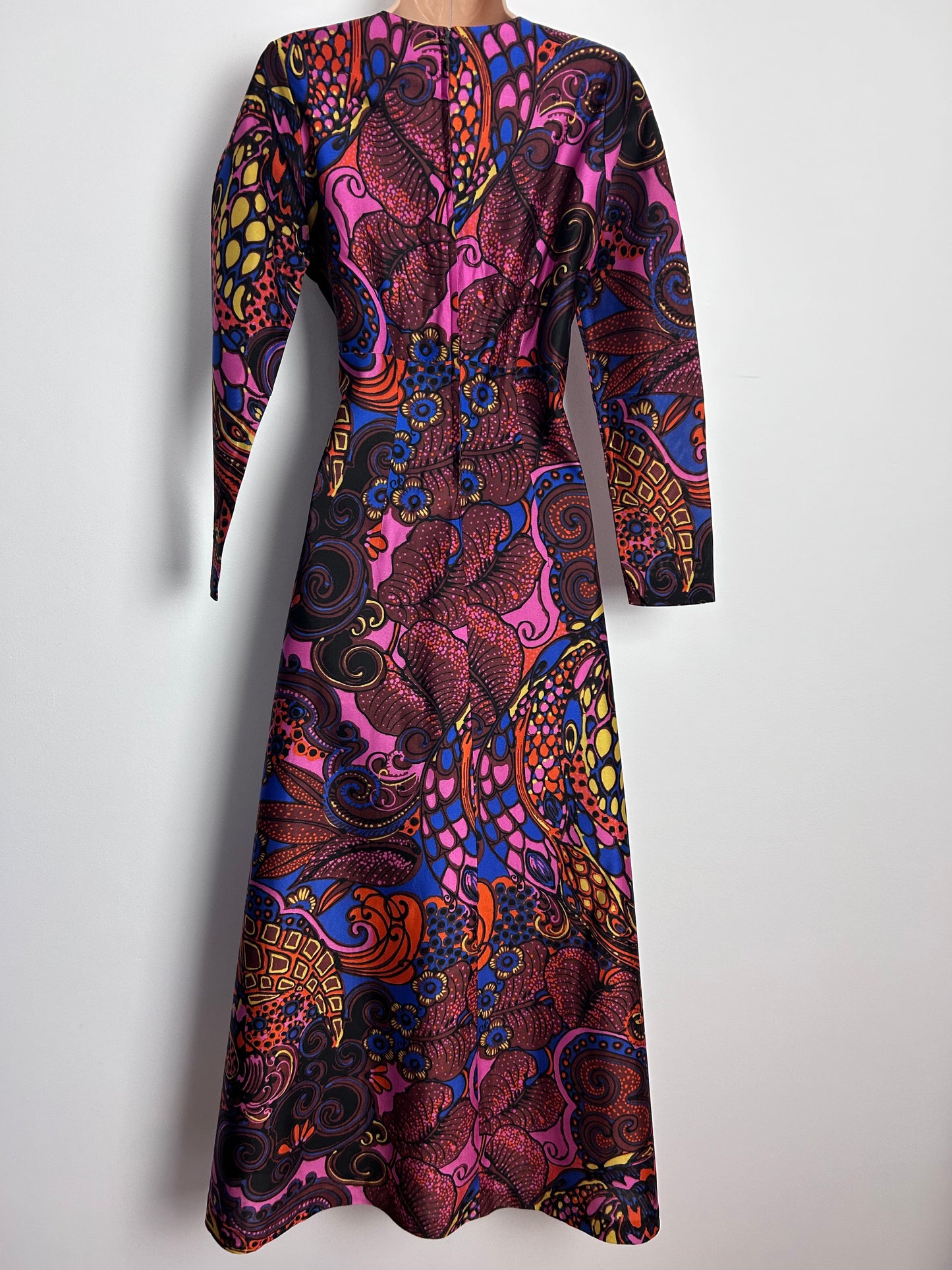 Vintage 1970s CONTESA UK Size 10 Black Brown Pink Orange & Blue Abstract Floral Print Long Sleeve Maxi Dress