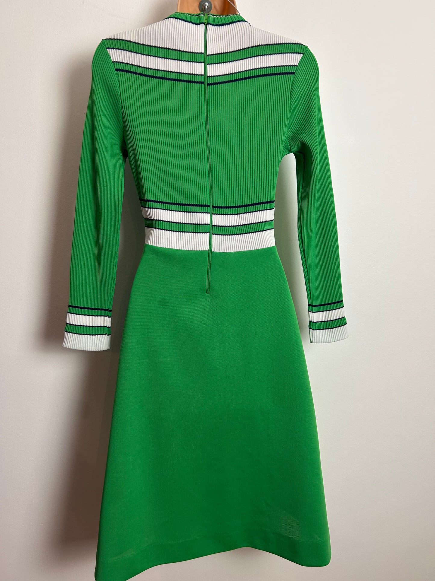 Vintage 1960s BETTINA UK Size 6-8 Cute Grass Green & White Striped Ribbed Long Sleeve Mod Dress