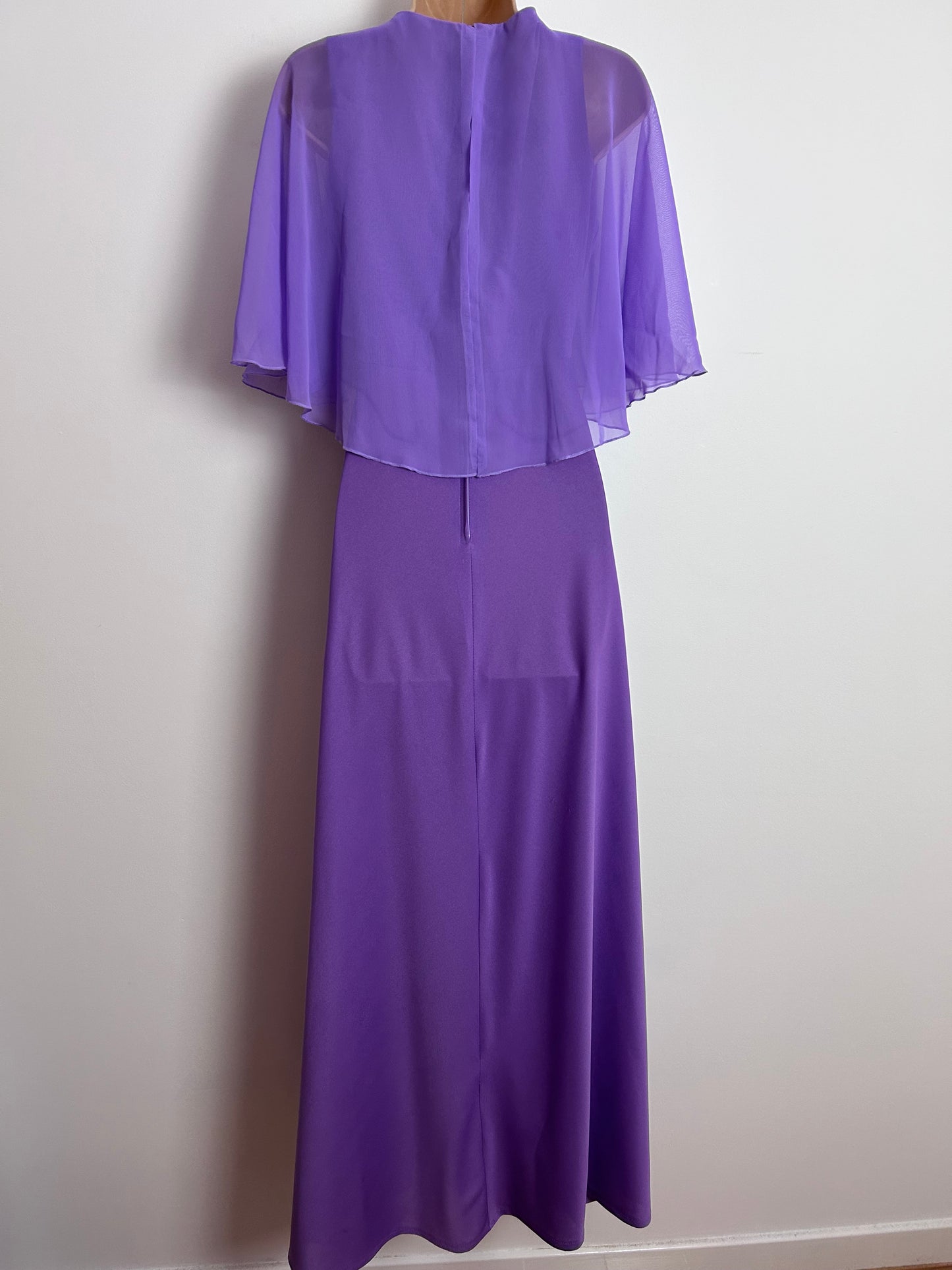 Vintage 1970s C&A UK Size 10 Beautiful Violet Chiffon Cape Sleeve Maxi Dress