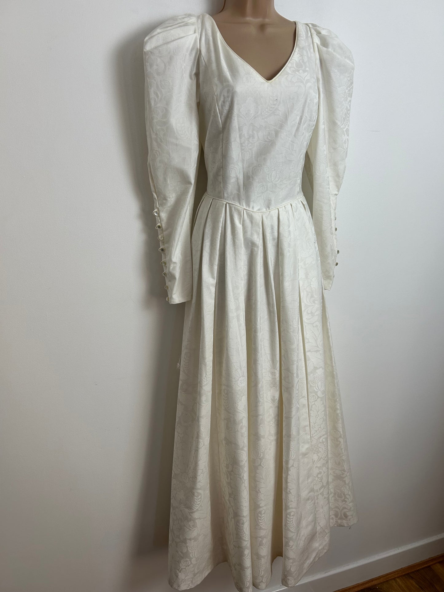 Vintage 1980s LAURA ASHLEY Size 8 (Size 12 On Label) Cream Damask Leg Of Mutton Sleeve Wedding Dress