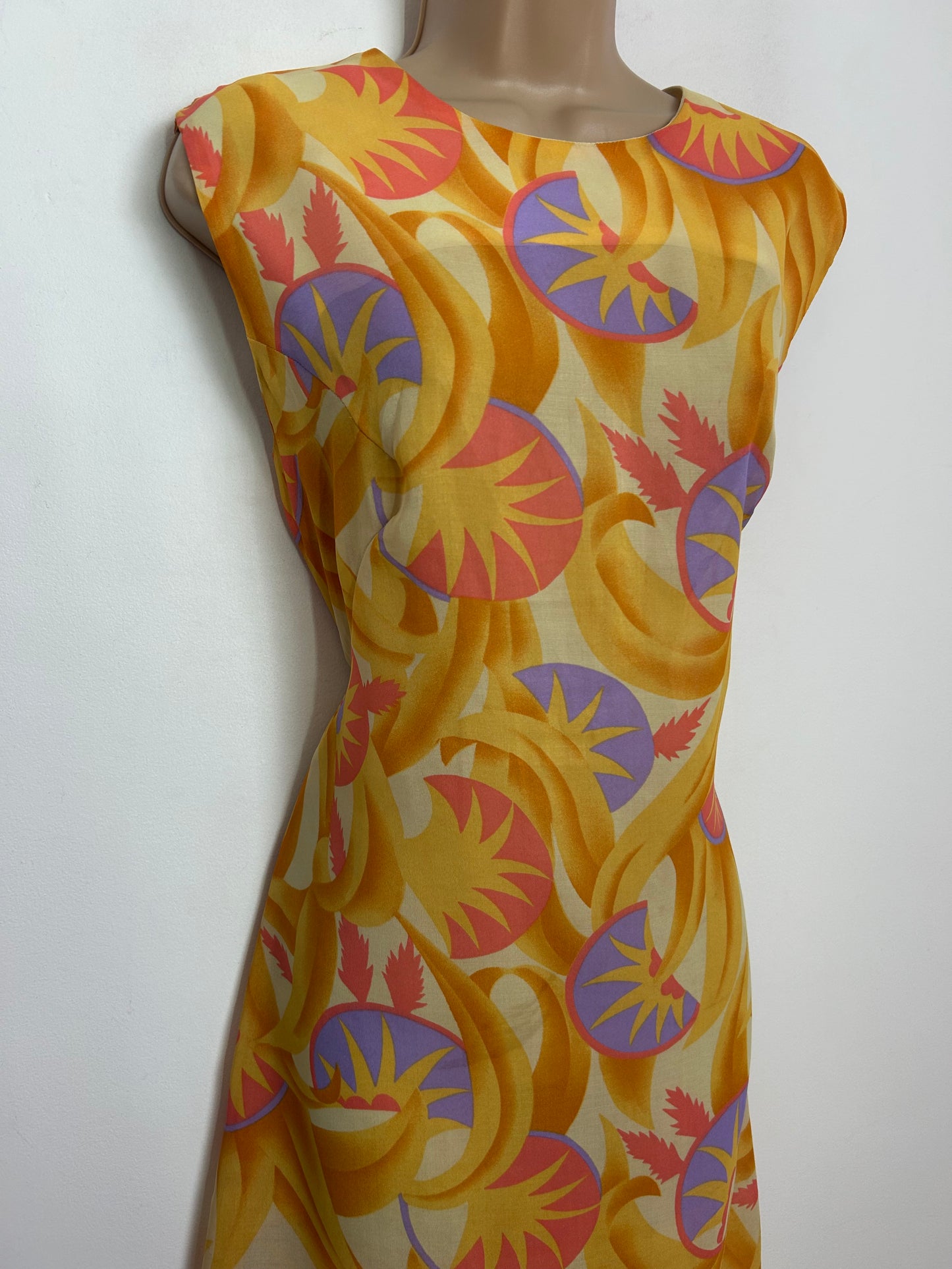 Vintage 1960s ERIKO Size 12 Dark Yellow Pink & Violet Abstract Print Mod Summer Lightweight Shift Dress