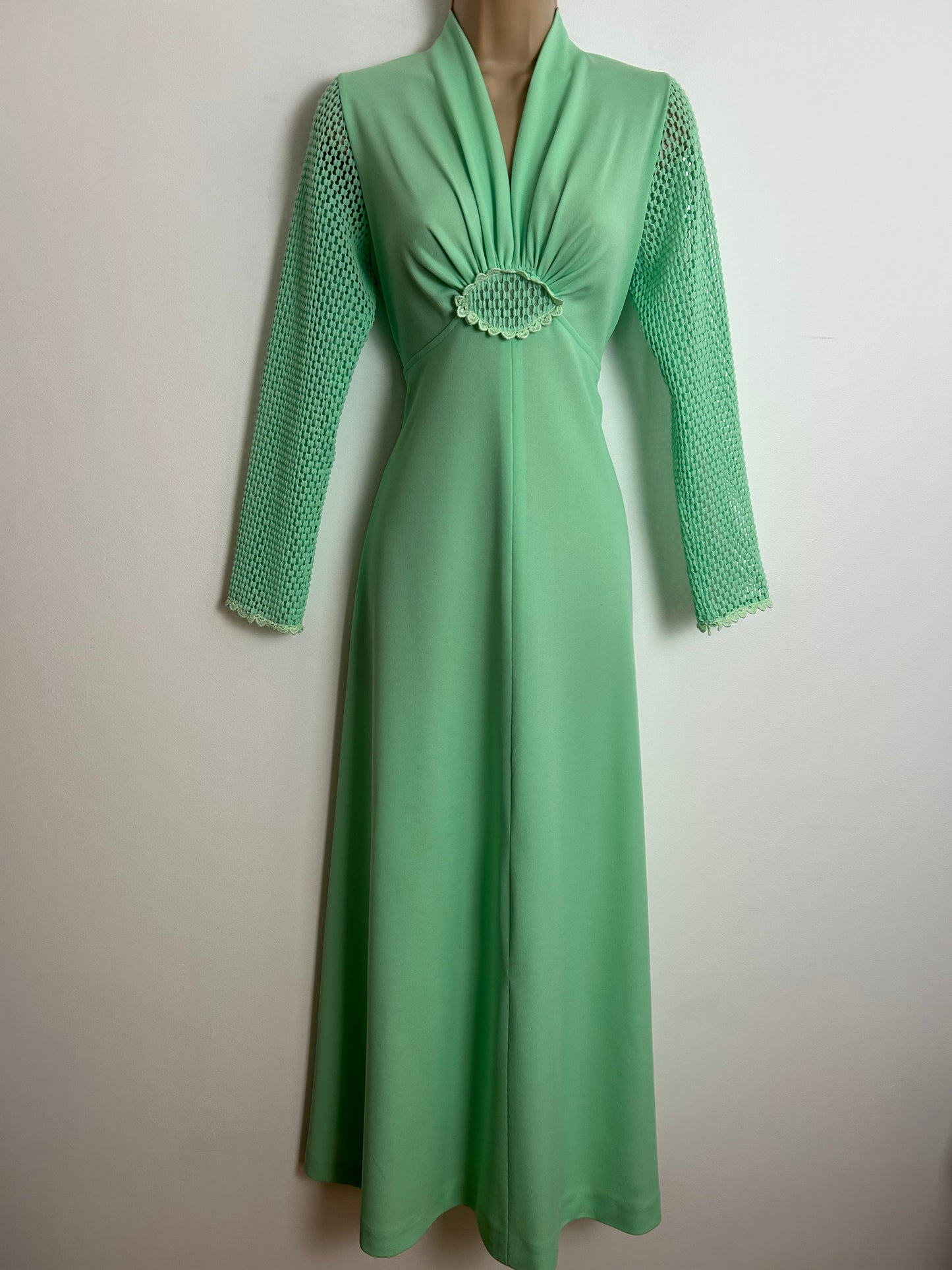 Vintage 1970s UK Size 6-8 Mint Green Long Mesh Sleeve V-Neck Maxi Dress