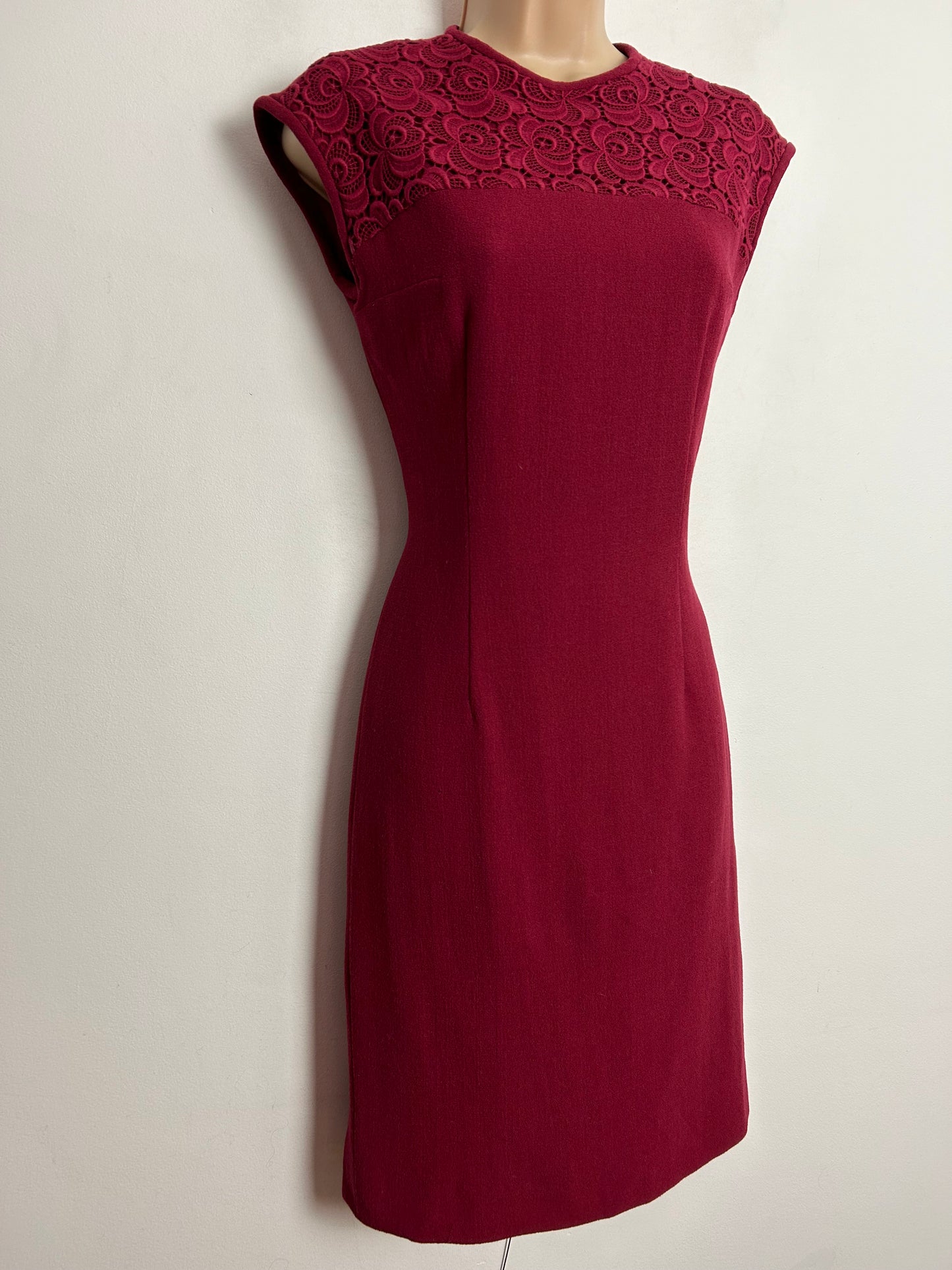 Vintage 1960s UK Size 8 Wine Red Pure Wool Embroidered Floral Lace Detail Wiggle Dress