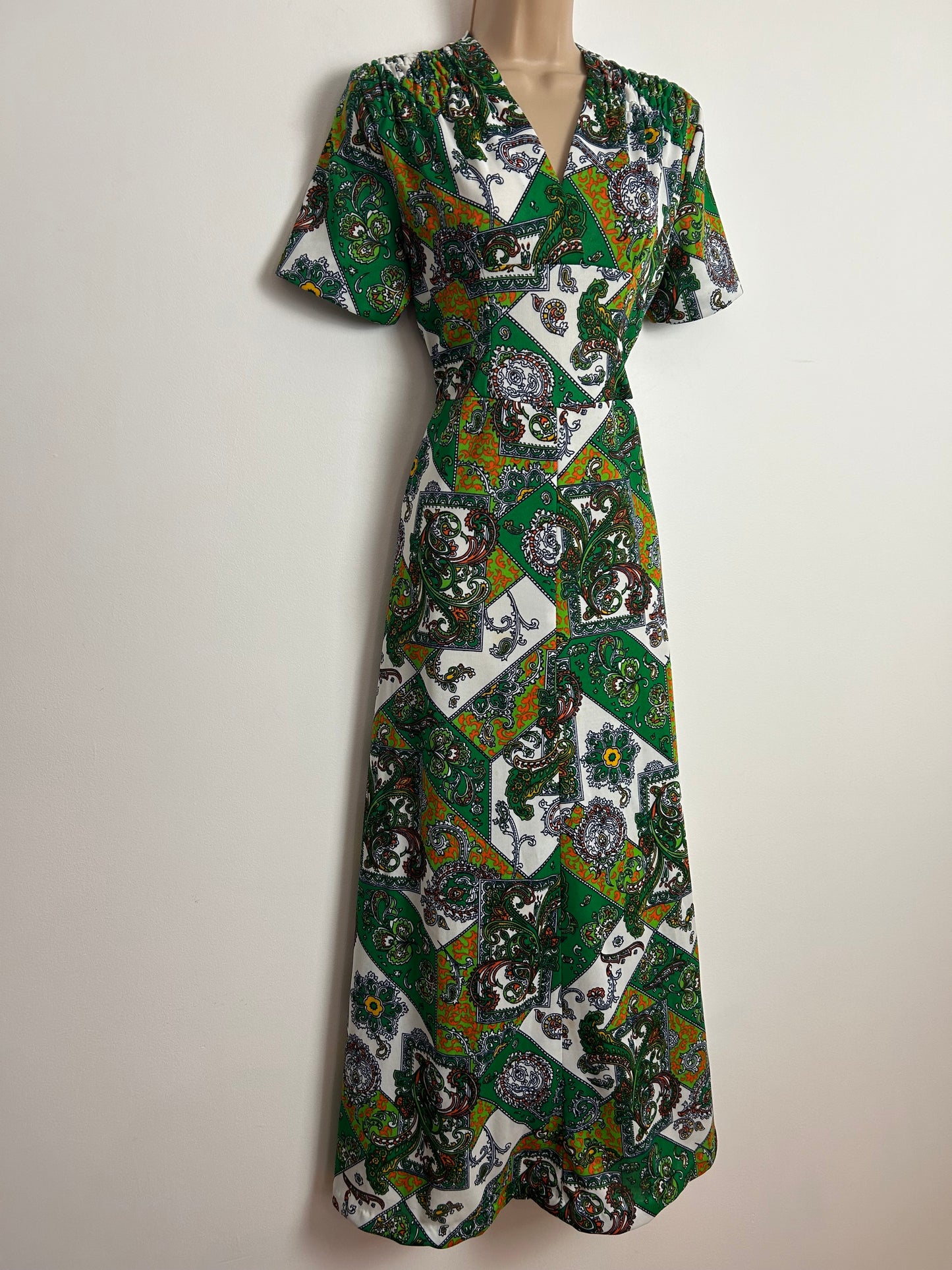 Vintage 1970s Size 10 Green White & Orange Nouveau Scarf Print Maxi Dress