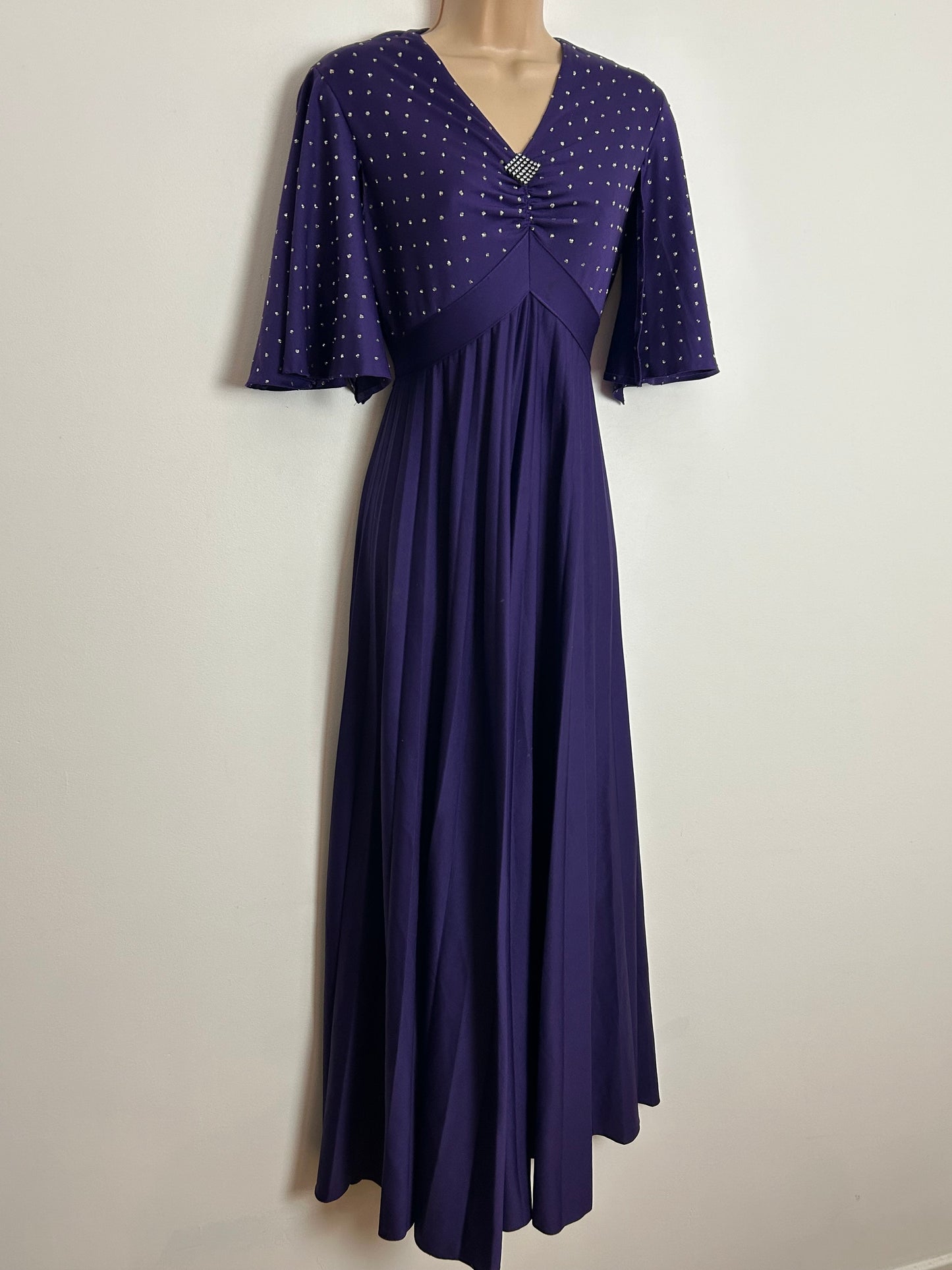 Vintage 1970s MAG FORTAIL UK Size 10 Purple & Silver Sequin Detail Pleated Occasion Maxi Dress