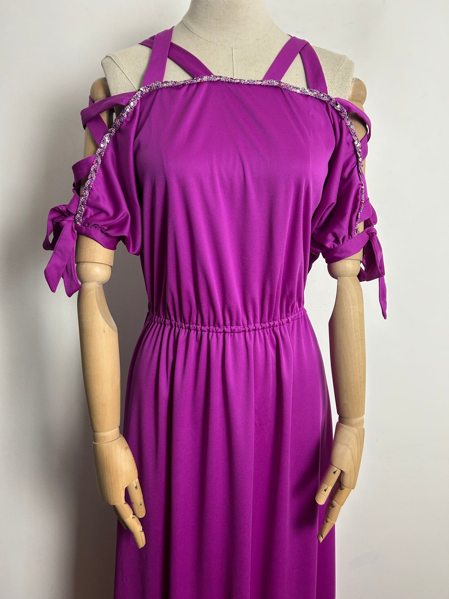 Vintage 1980s UK Size 14 Purpley Magenta Criss Cross Ladder Detail Shirt Sleeve Occasion Evening Maxi Dress