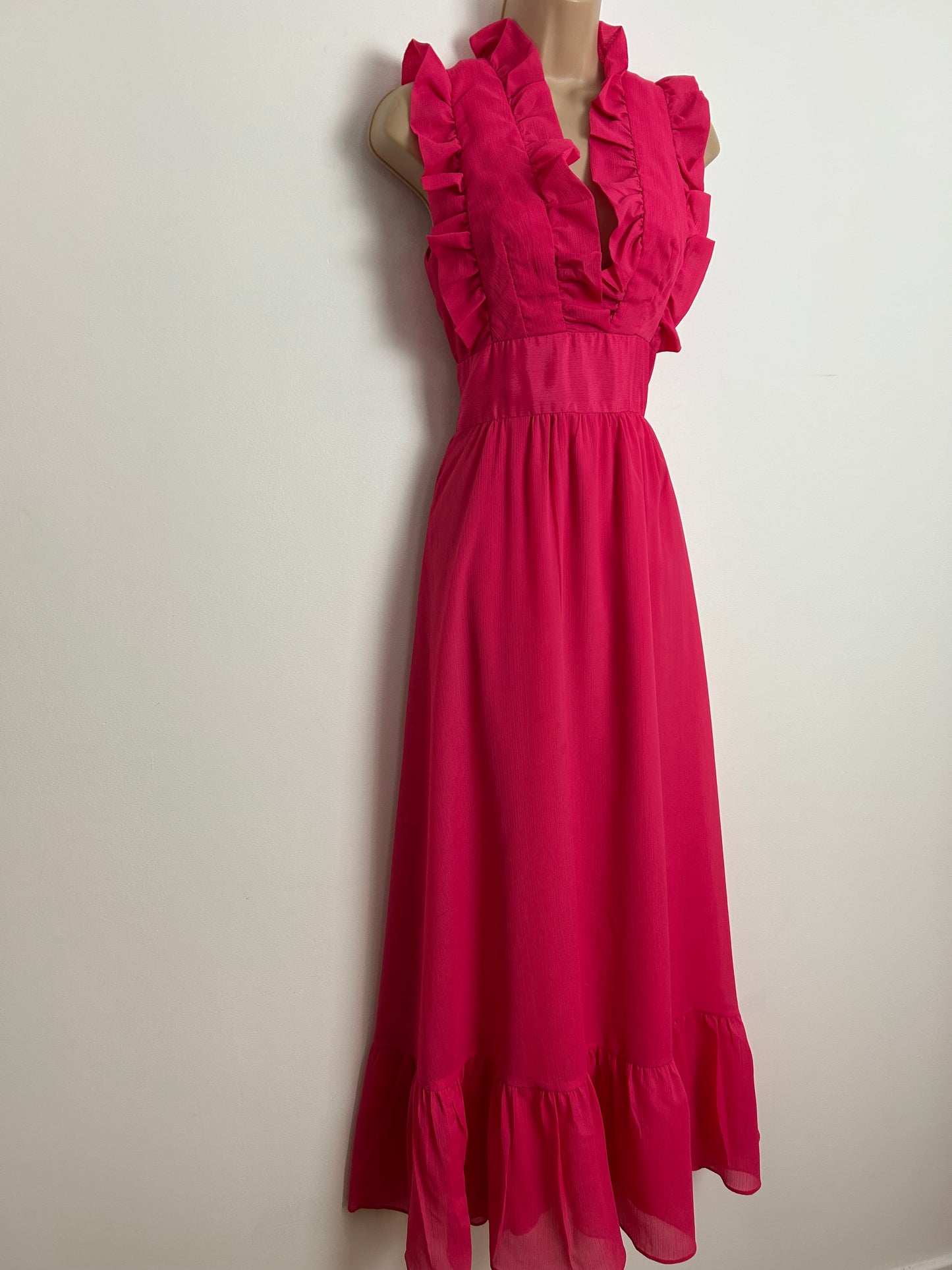Vintage 1970s ALEXANDER CLARE Size 6 Hot Pink Ruffle Trim Sleeveless Occasion Maxi Dress