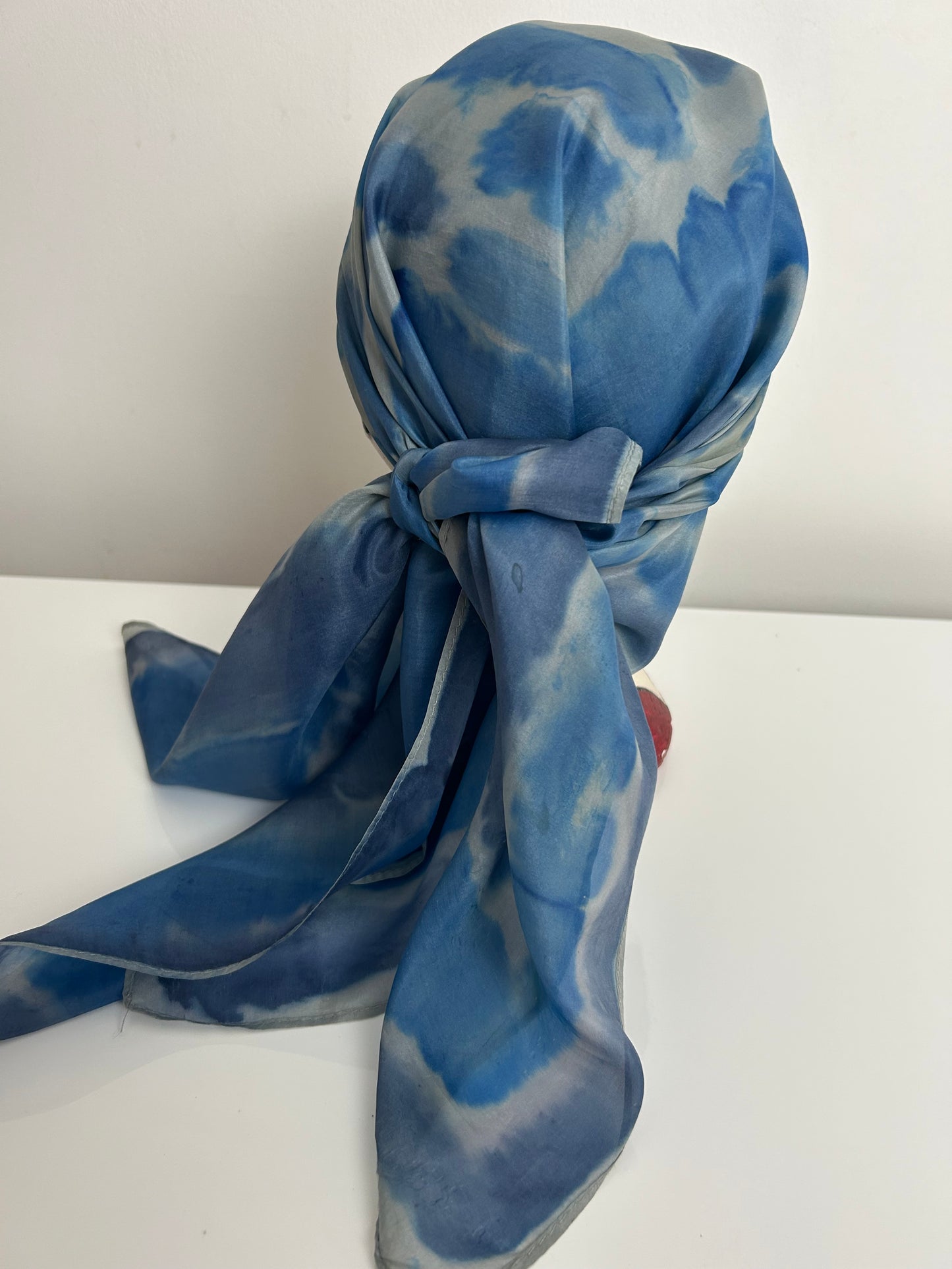 Vintage Blue & Grey Tie Dye Effect Abstract Print Silk Chiffon Scarf 86cm x 86cm