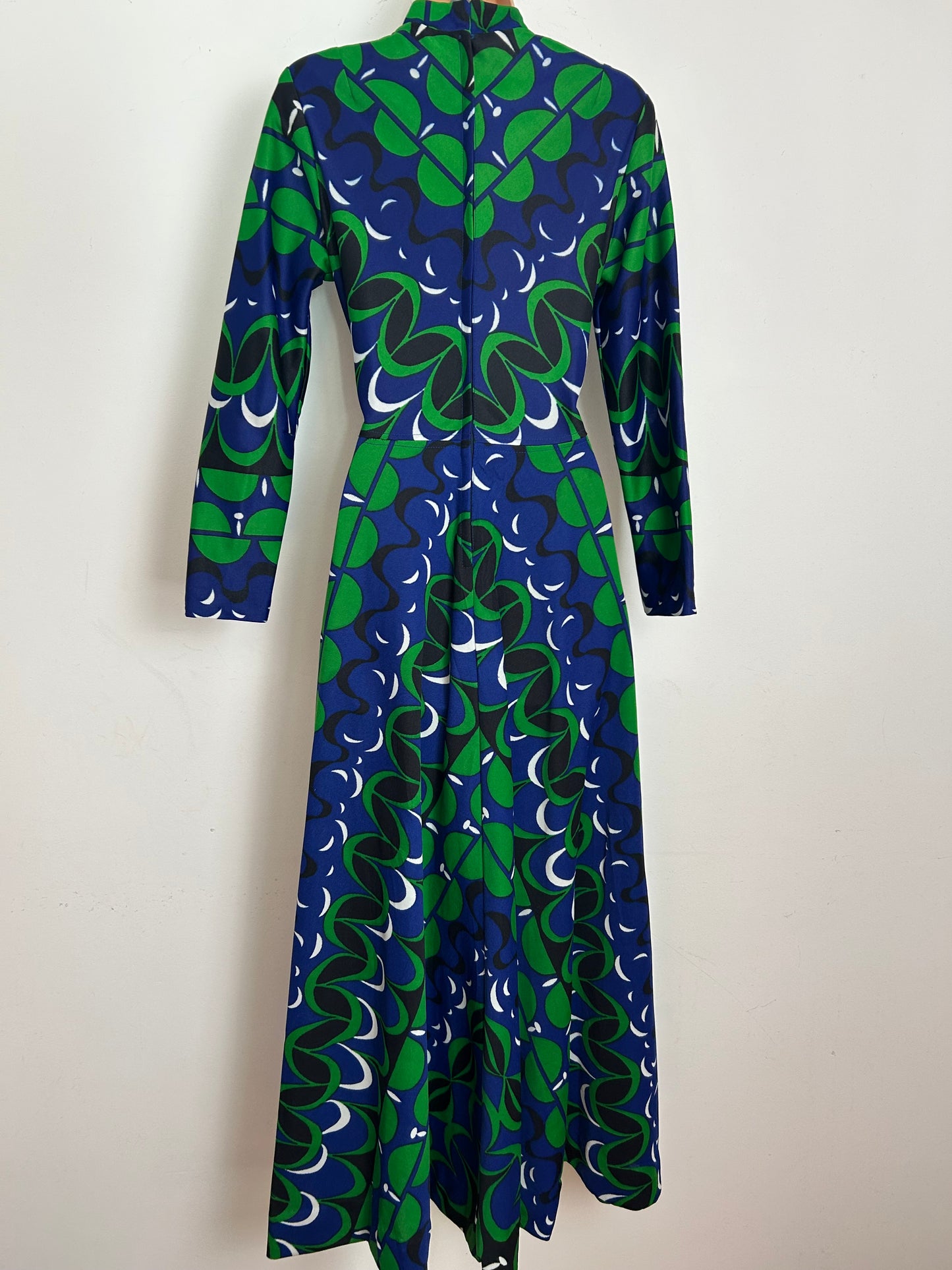 Vintage 1970s Size 10 Navy Blue Green & Black Abstract Print Long Sleeve Maxi Dress