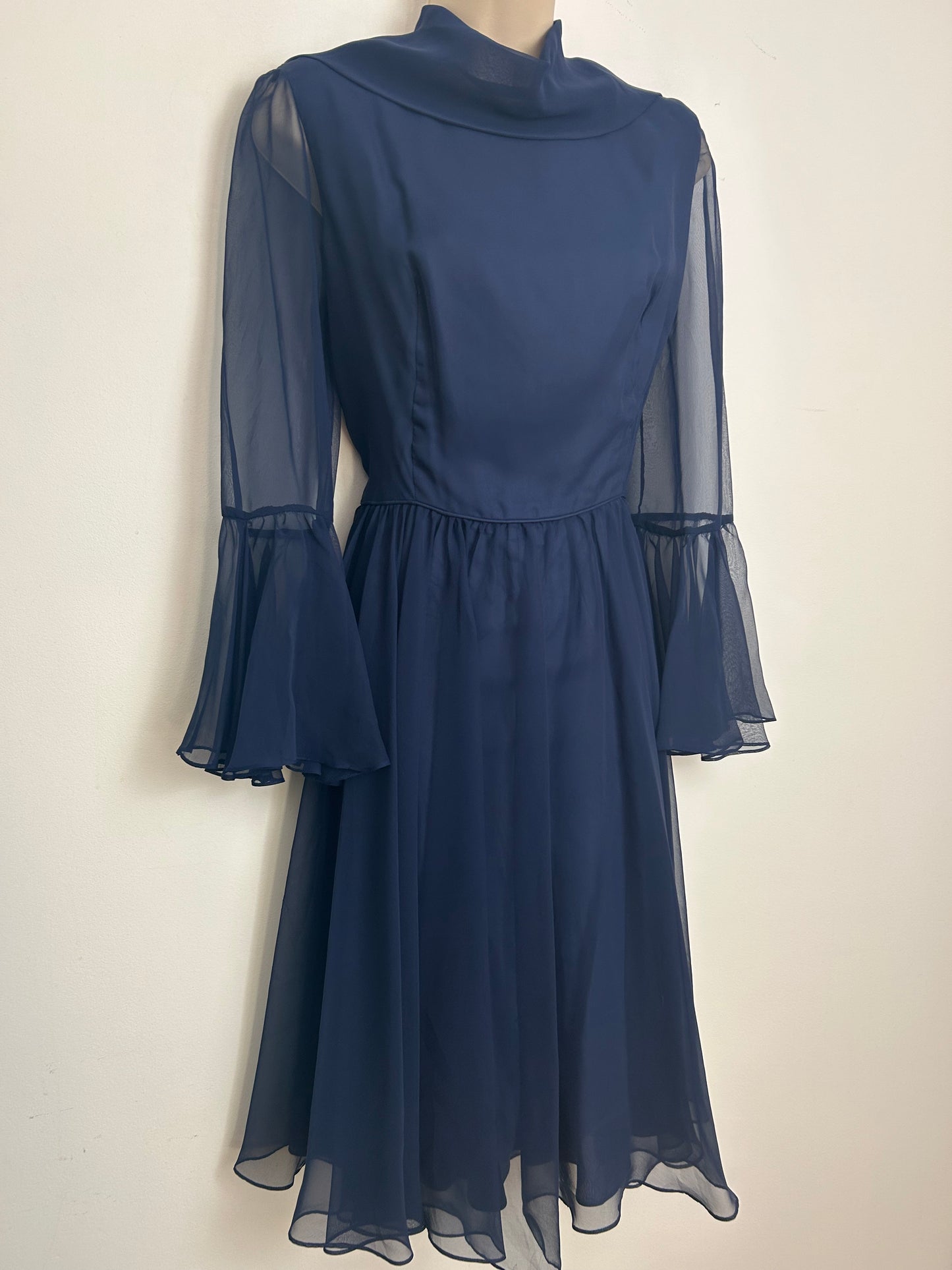 Vintage 1960s SUSAN SMALL Size 12 Navy Blue Chiffon Flare Cuff Gather Pleated Mid Length Dress