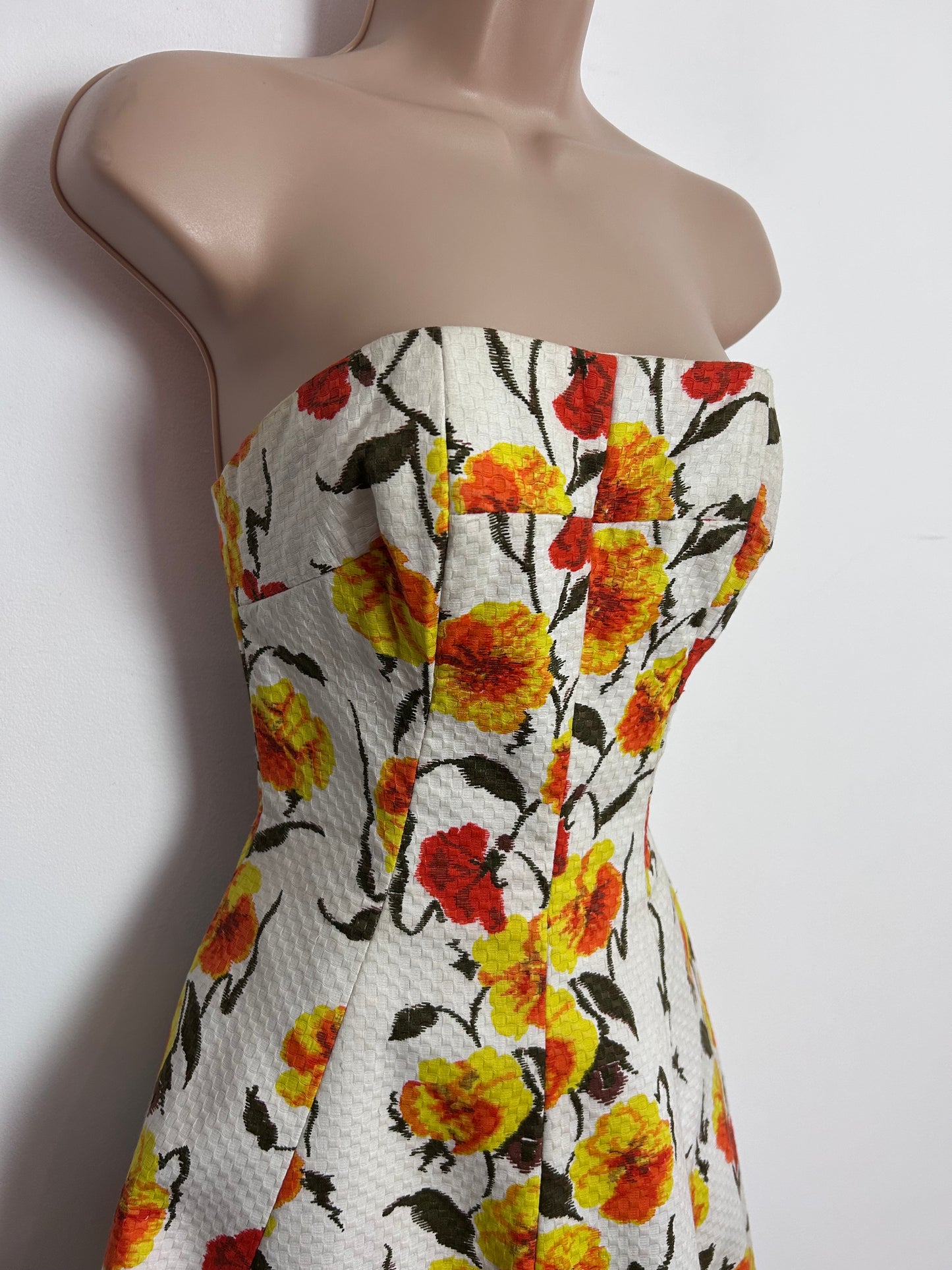 Vintage 1950s RICCI MICHAELS MAYFAIR Size 6-8 Off White Orange & Yellow Floral Print Strapless Boned Prom Dress