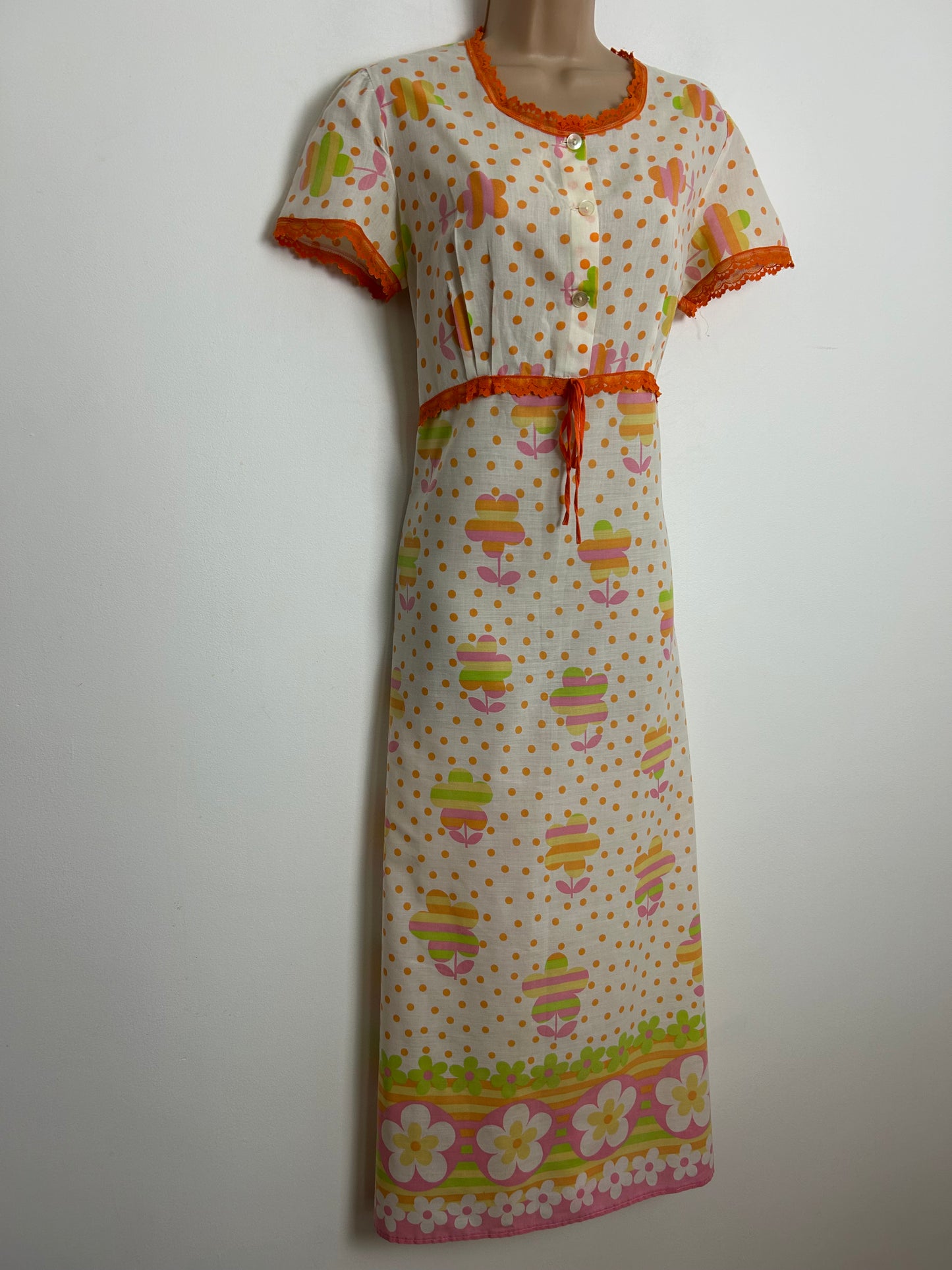 Vintage 1970s C&A Size 12 White Orange Green Pink & Yellow Polka Dot & Floral Print Cotton Mix Nightdress