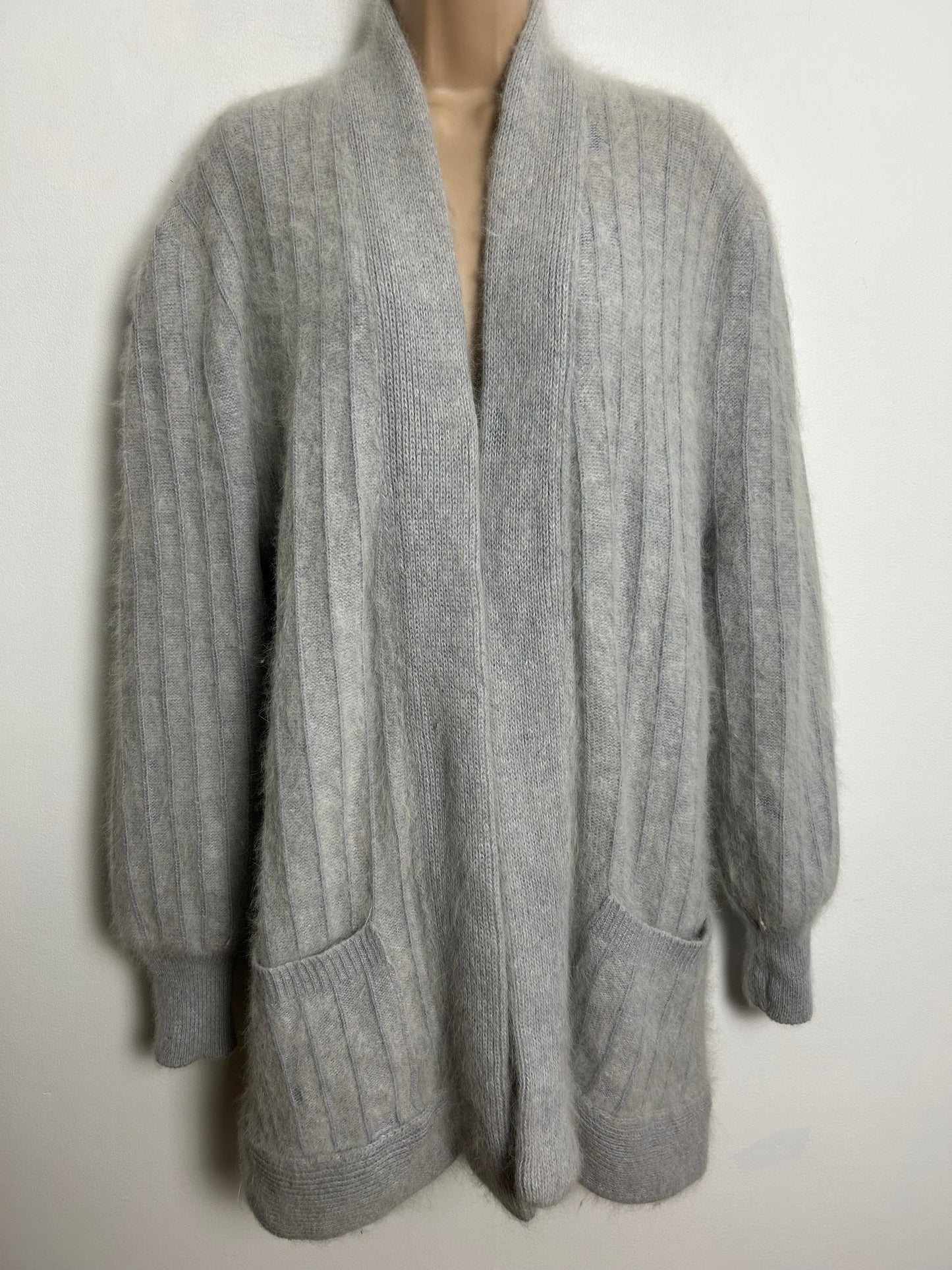Vintage 1980s One Size Up To Size 16 Pale Grey Angora Mix Long Sleeve Open Fronted Cardigan