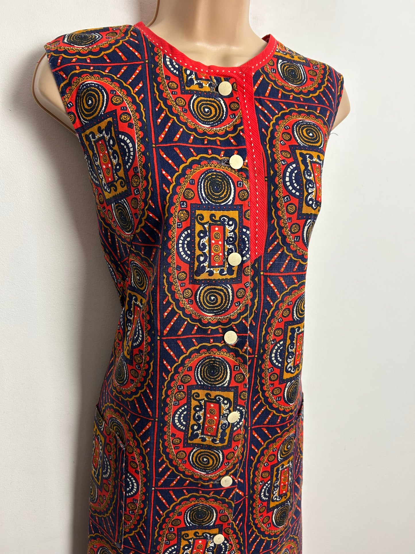 Vintage 1960s UK Size 10-12 Navy Blue Red & Mustard Abstract Print Cotton Sleeveless Shift Dress