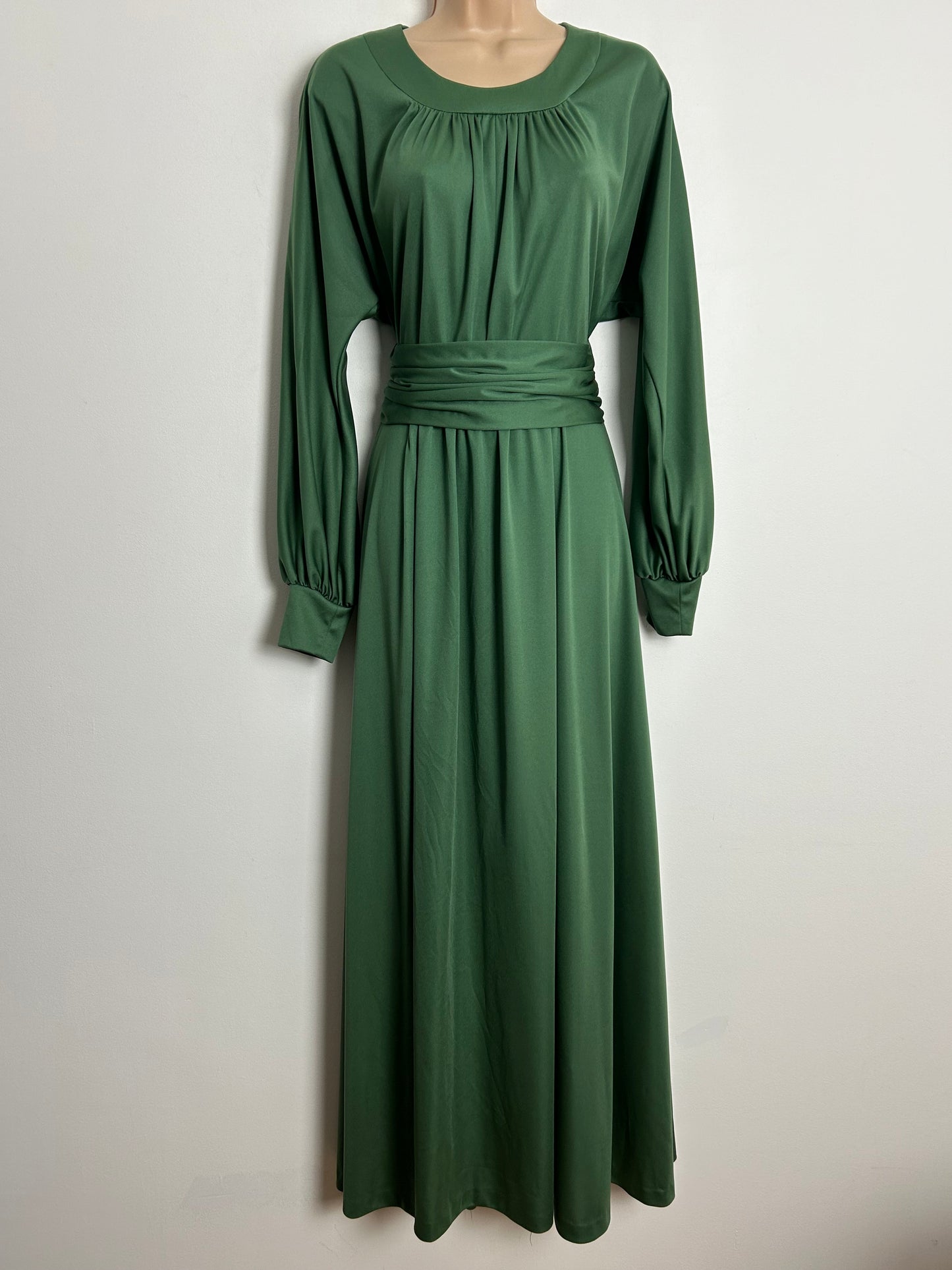Vintage 1970s DEHA OF SWEDEN UK Size 8 Moss Green Long Dolman Sleeve Cummerbund Waist Detail Maxi Dress