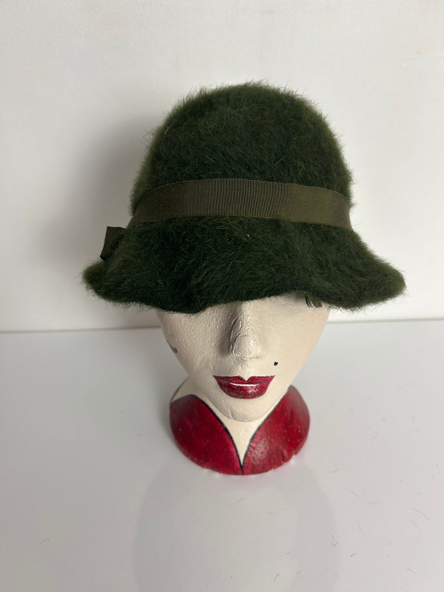 Vintage PIERRE LAULHERE PARIS Dark Green Angora & Wool Mix Hat