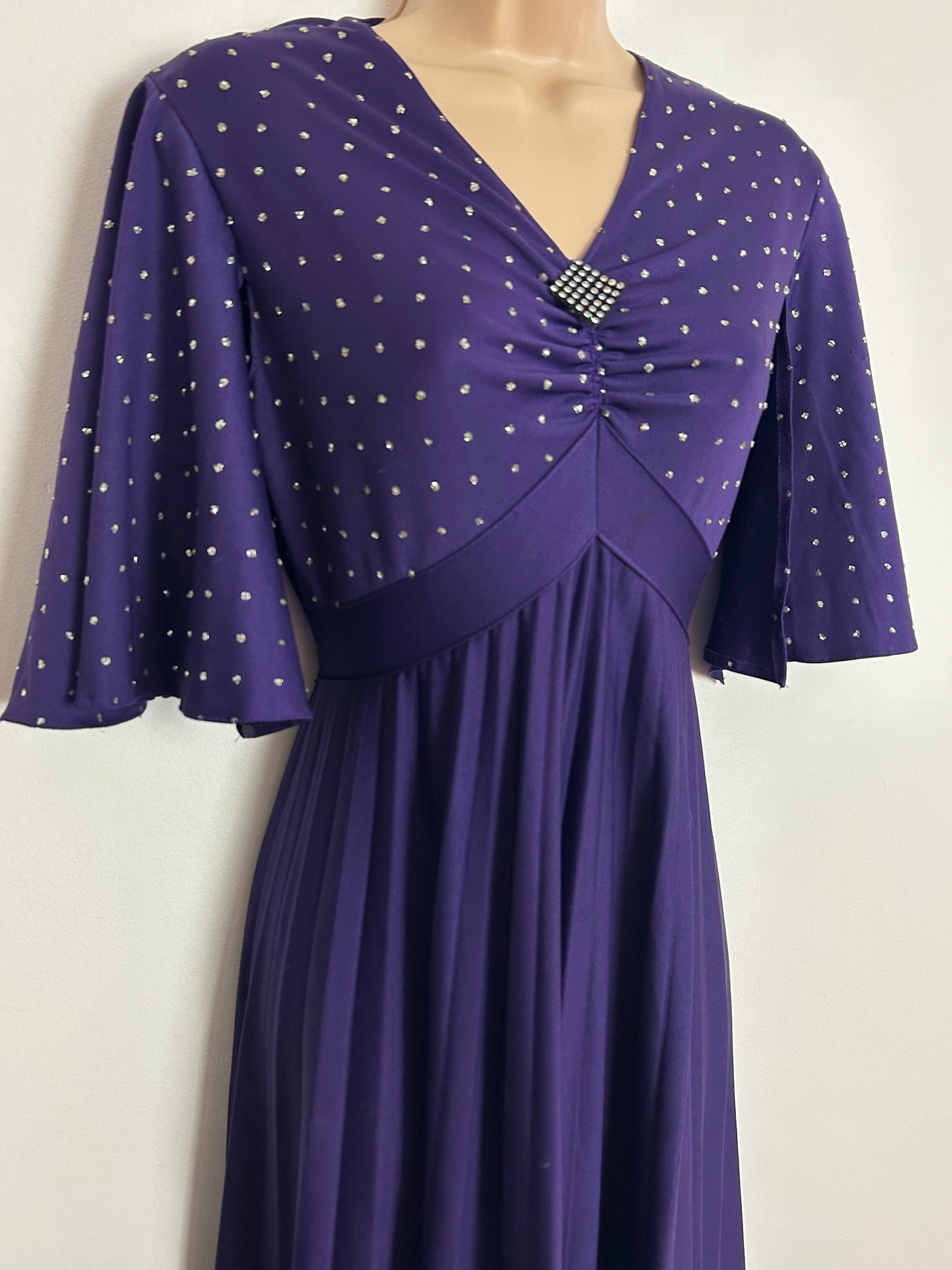 Vintage 1970s MAG FORTAIL UK Size 10 Purple & Silver Sequin Detail Pleated Occasion Maxi Dress