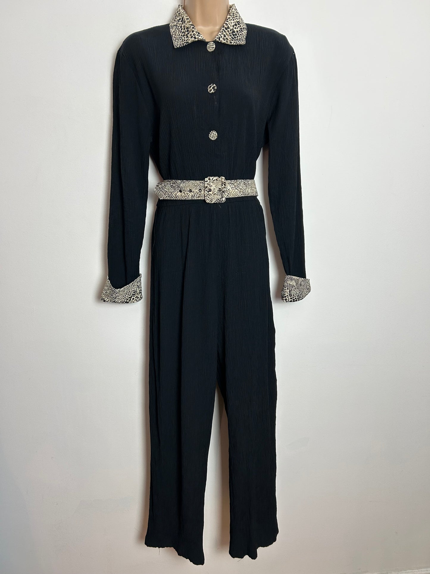American Vintage 1980s VISAGE UK Size 12-14 Black Crinkle Fabric Leopard Print Contrast Belted Jumpsuit