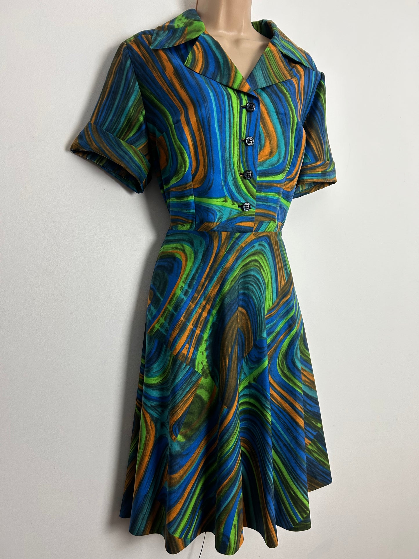 Vintage Late 1960s UK Size 14 Blue Green & Orange Stripe Print Short Sleeve Fit & Flare Dress