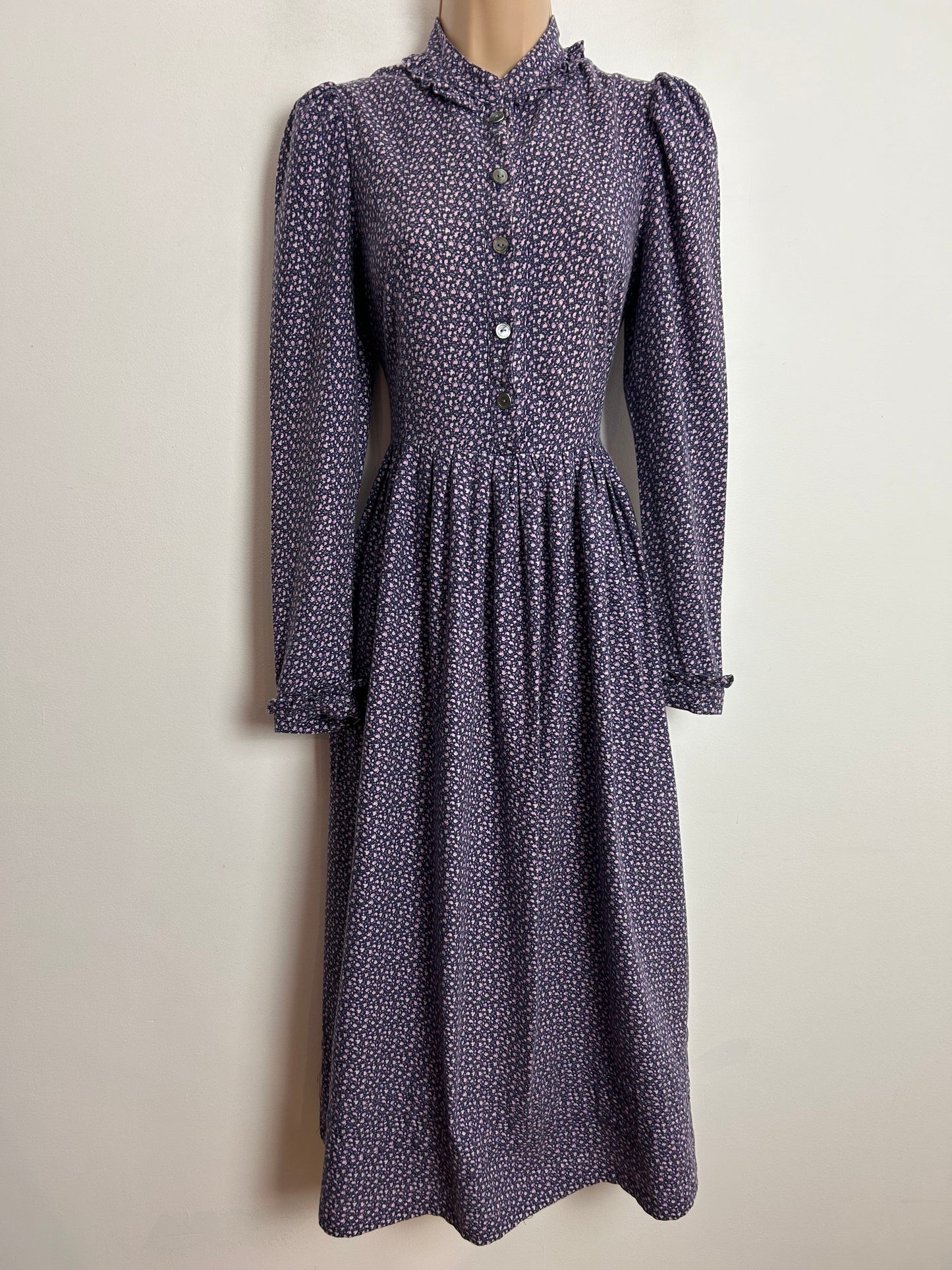 Vintage 1980s LAURA ASHLEY UK Size 8 (UK Size 12 On Label) Purple & Pink Floral Print Cotton Cottage Core Dress 8