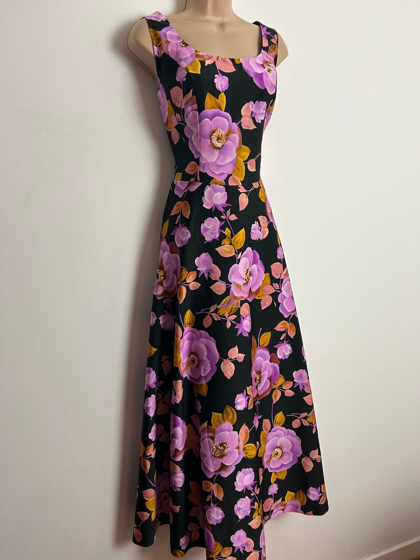 Vintage 1970s CH MODELL UK Size 10 Black Pink & Orange Floral Print Sleeveless Boho Maxi Dress