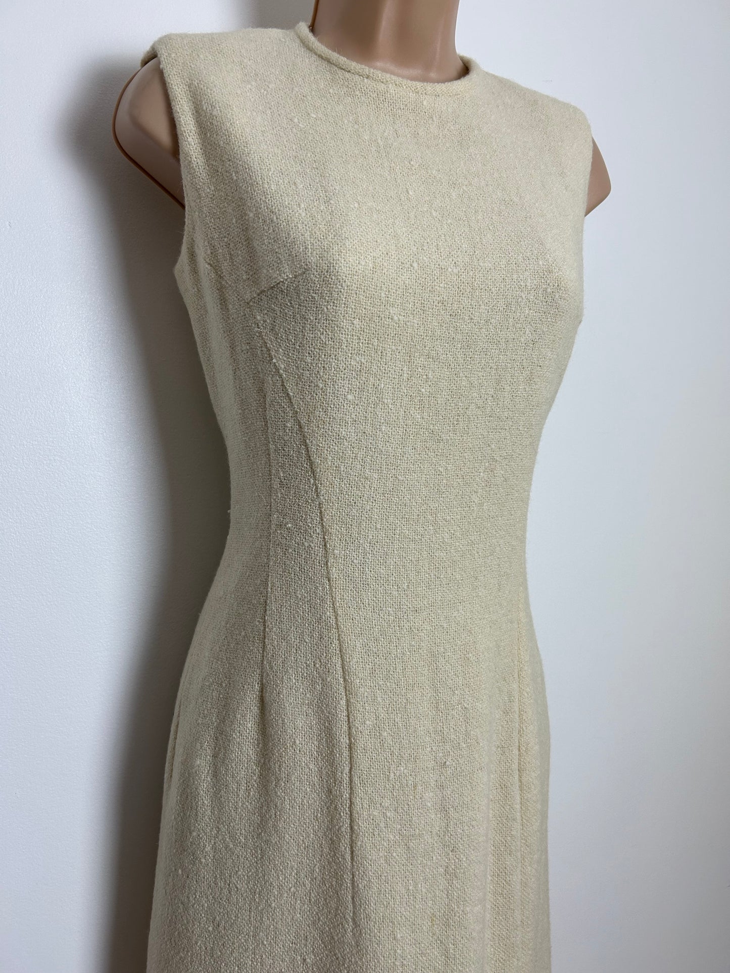 Vintage 1960s Size 8 Cream Wool Sleeveless Column Style Split Front Maxi Dress