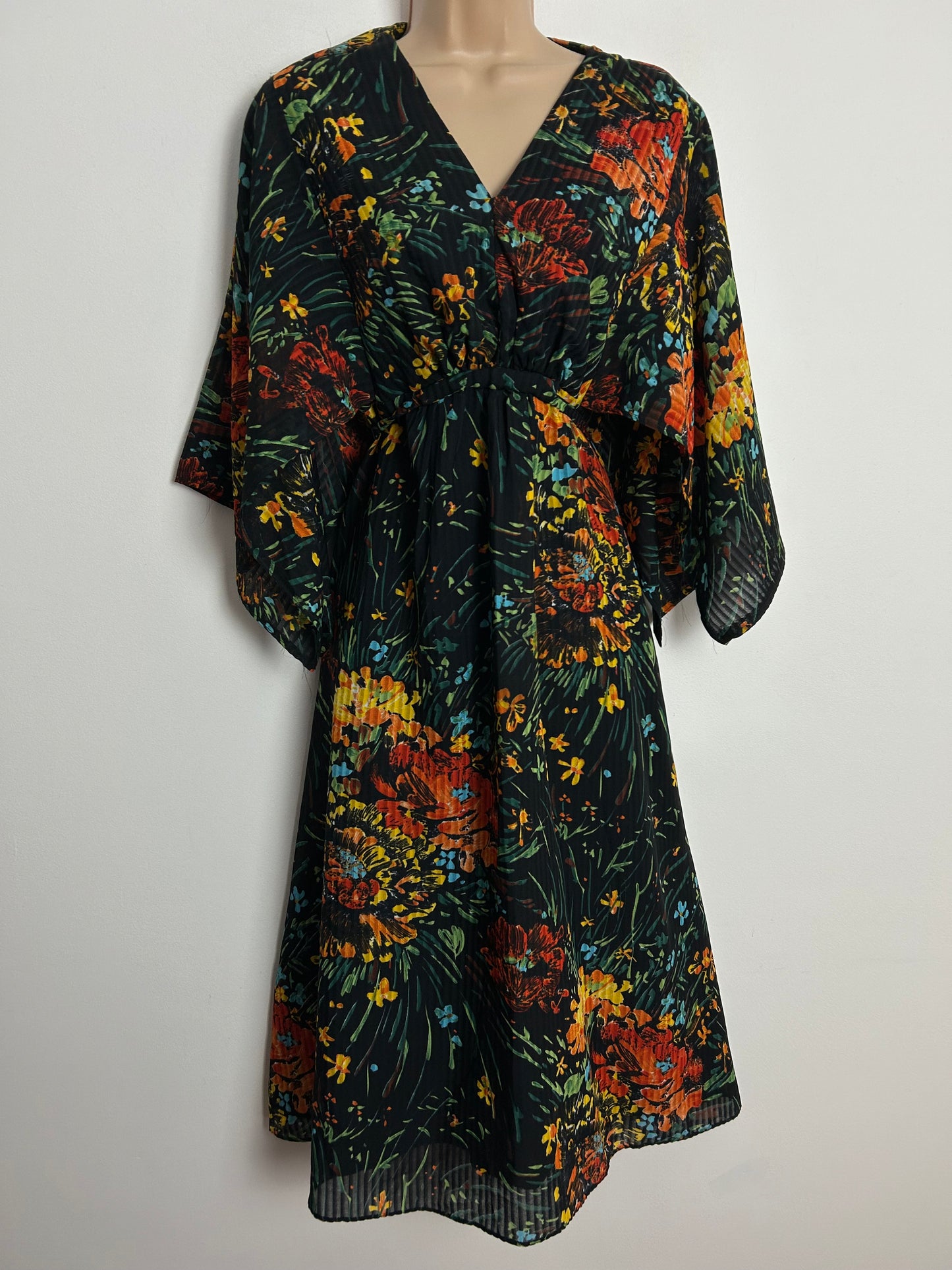 Vintage 1970s UK Size 14 Pretty Black Orange & Green Floral Print Mid Length Hanky Sleeve Midi Dress