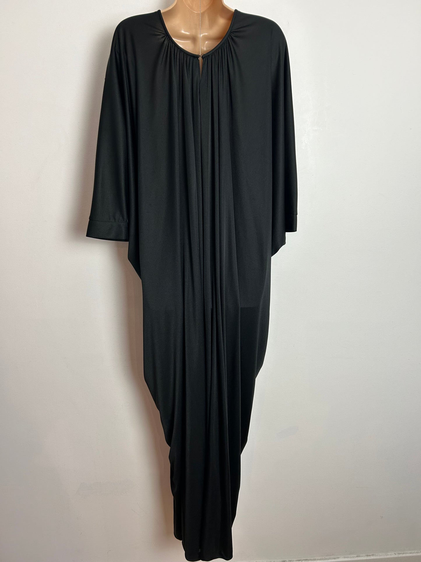 Vintage 1970s UZANEL UK Size 14-16 Black Draped Wide Cuffed Sleeve Occasion Evening Maxi Dress