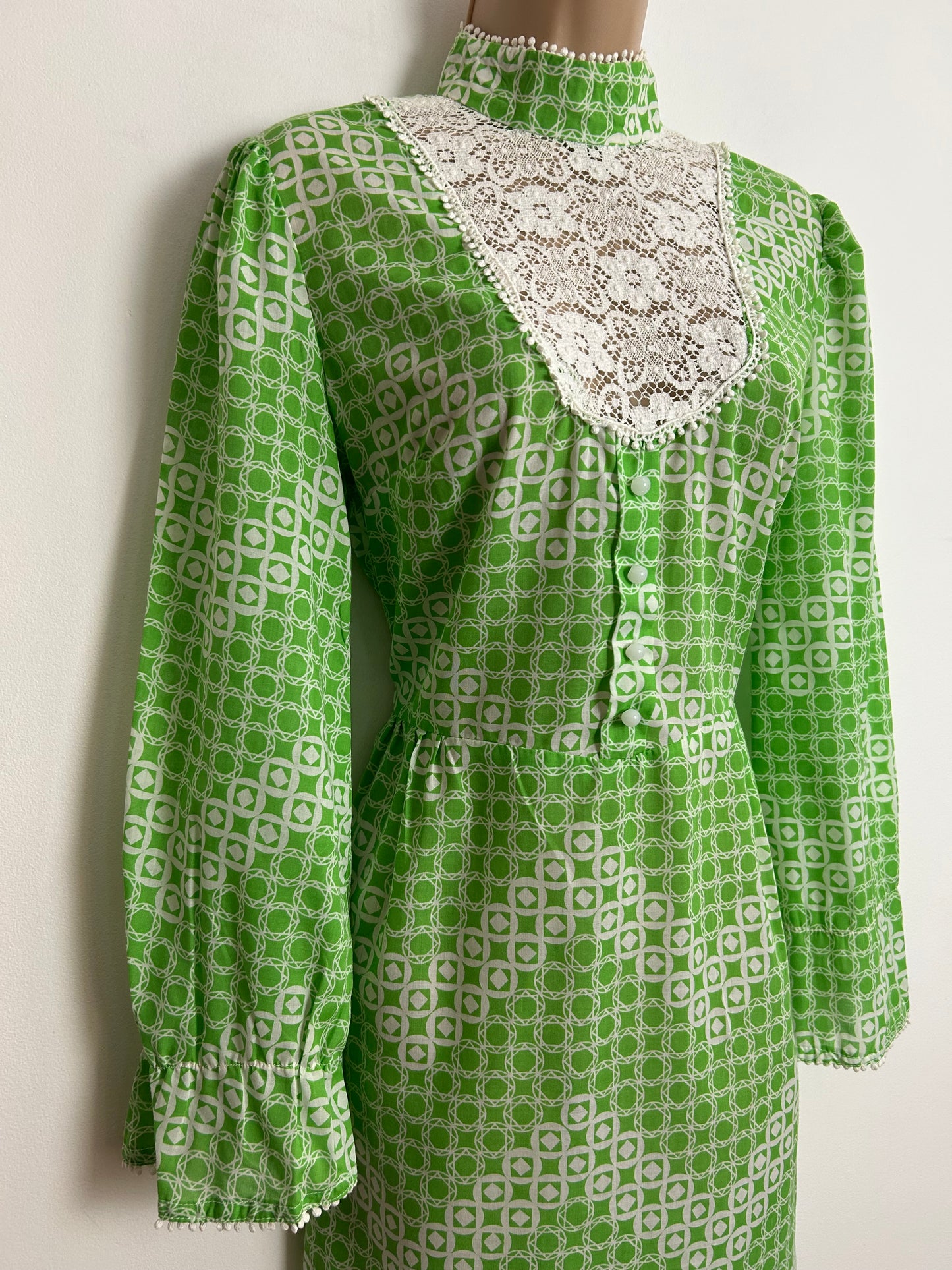 Vintage Early 1970s UK Size 10 Green & White Circle & Geo Print Lace Panelled Long Sleeve Mini Dress