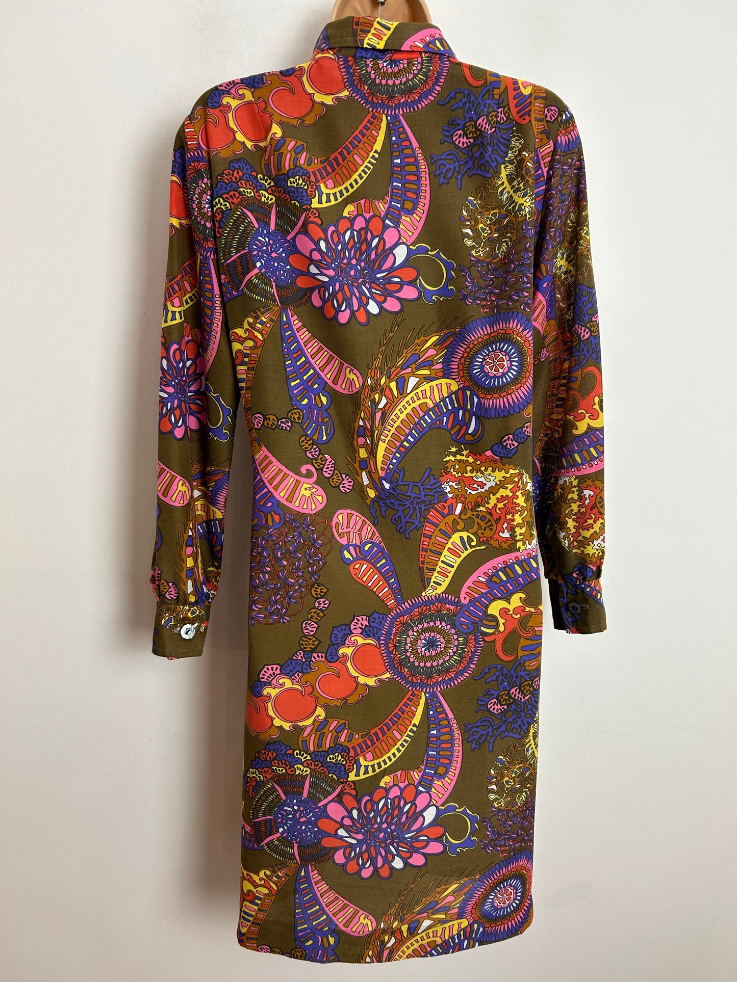 Vintage Late 1960s CARNEGIE OF LONDON UK Size 10-12 Olive Green Pink & Yellow Floral & Paisley Print Long Sleeve Shift Mod Dress
