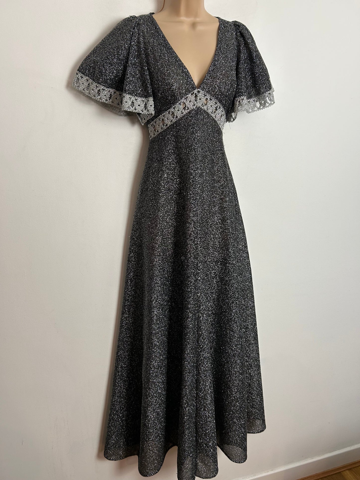 Vintage 1970s RICHARD SHOPS UK Size 6 Black & Silver Lurex Lace Trim Short Flared Sleeve Evening Maxi Dress