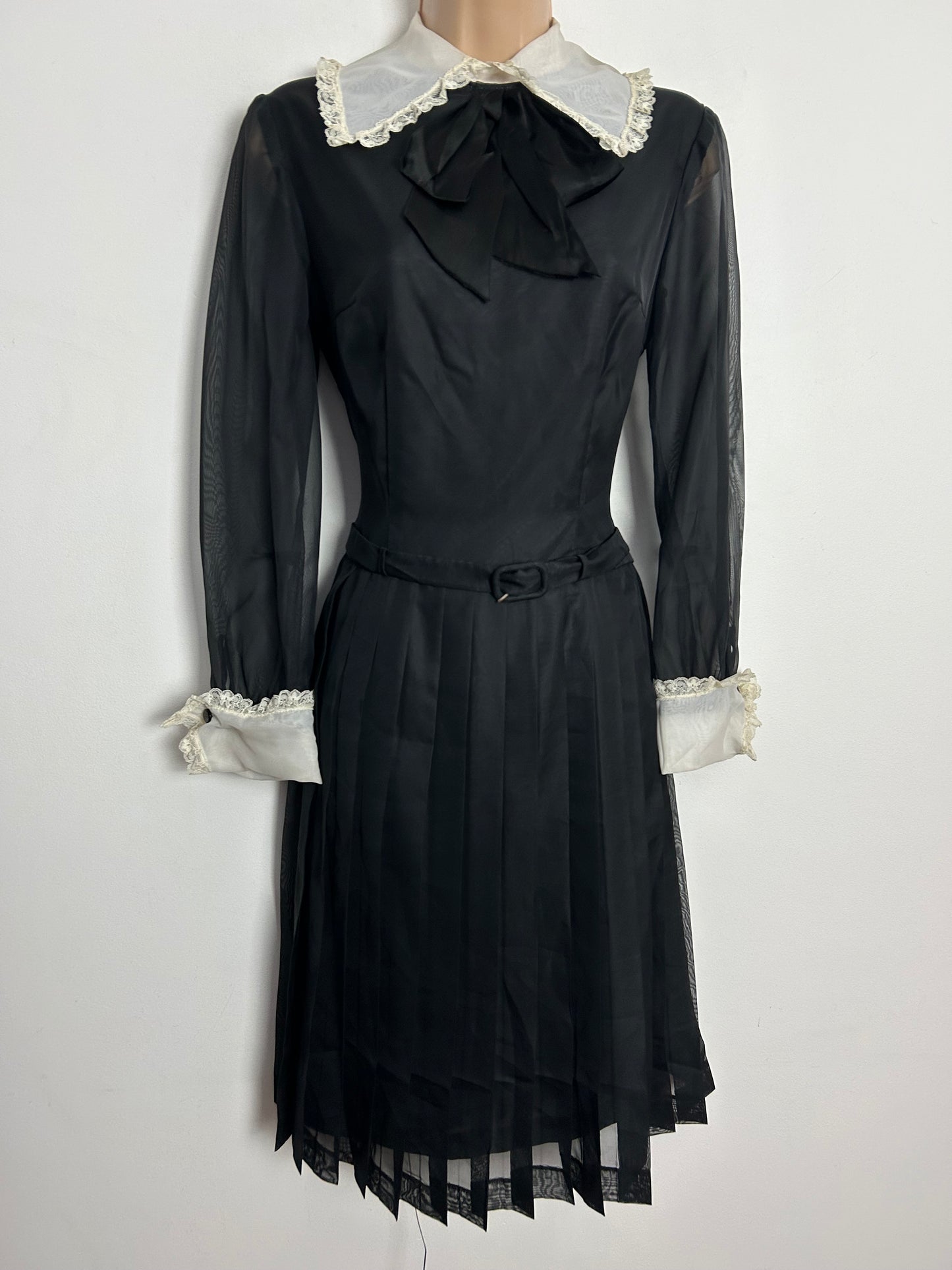Vintage Early 1970s UK Size 8-10 Black & White Collar & Cuffs Lace Trim Belted Pleated Dress