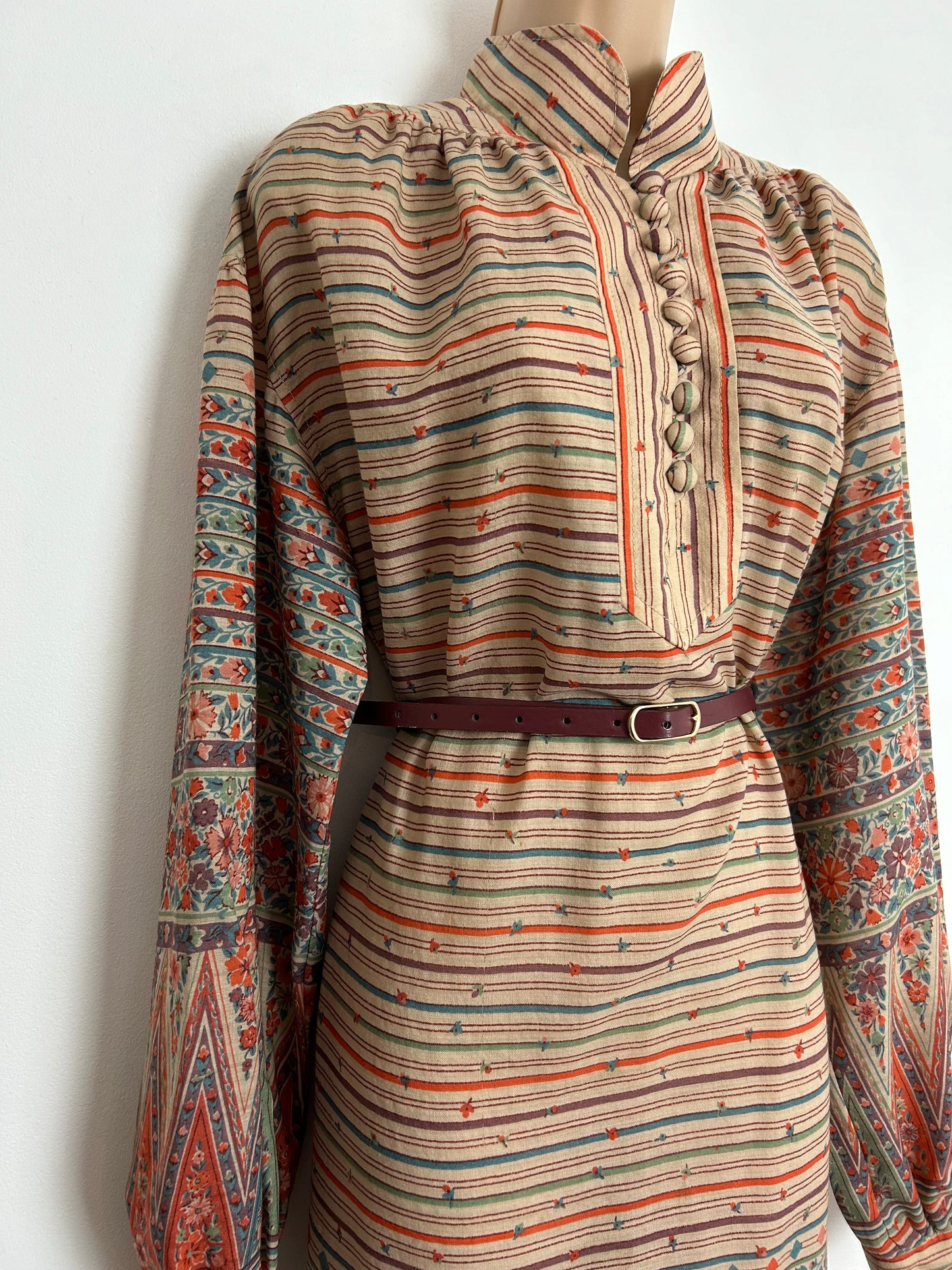 Vintage 1970s SUSAN SMALL UK Size 14 Oversize Beige Orange & Plum Stripe Belted Long Sleeve Smock Or Belted Dress