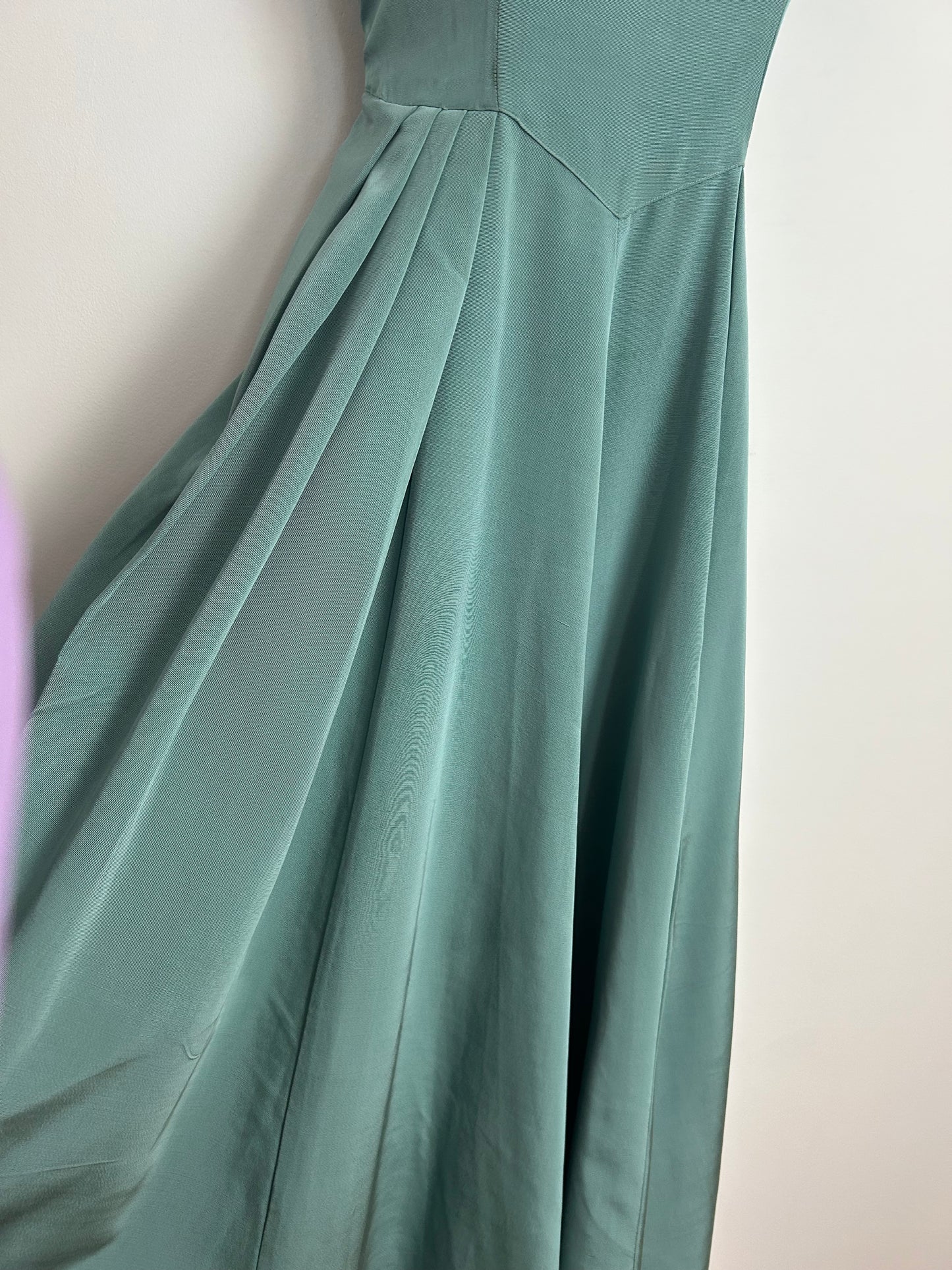 Vintage 1940s Size 10-12 Beautiful Duck Egg Blue Gaberdine Braid Bead & Shell Embellished Pleated Ballgown