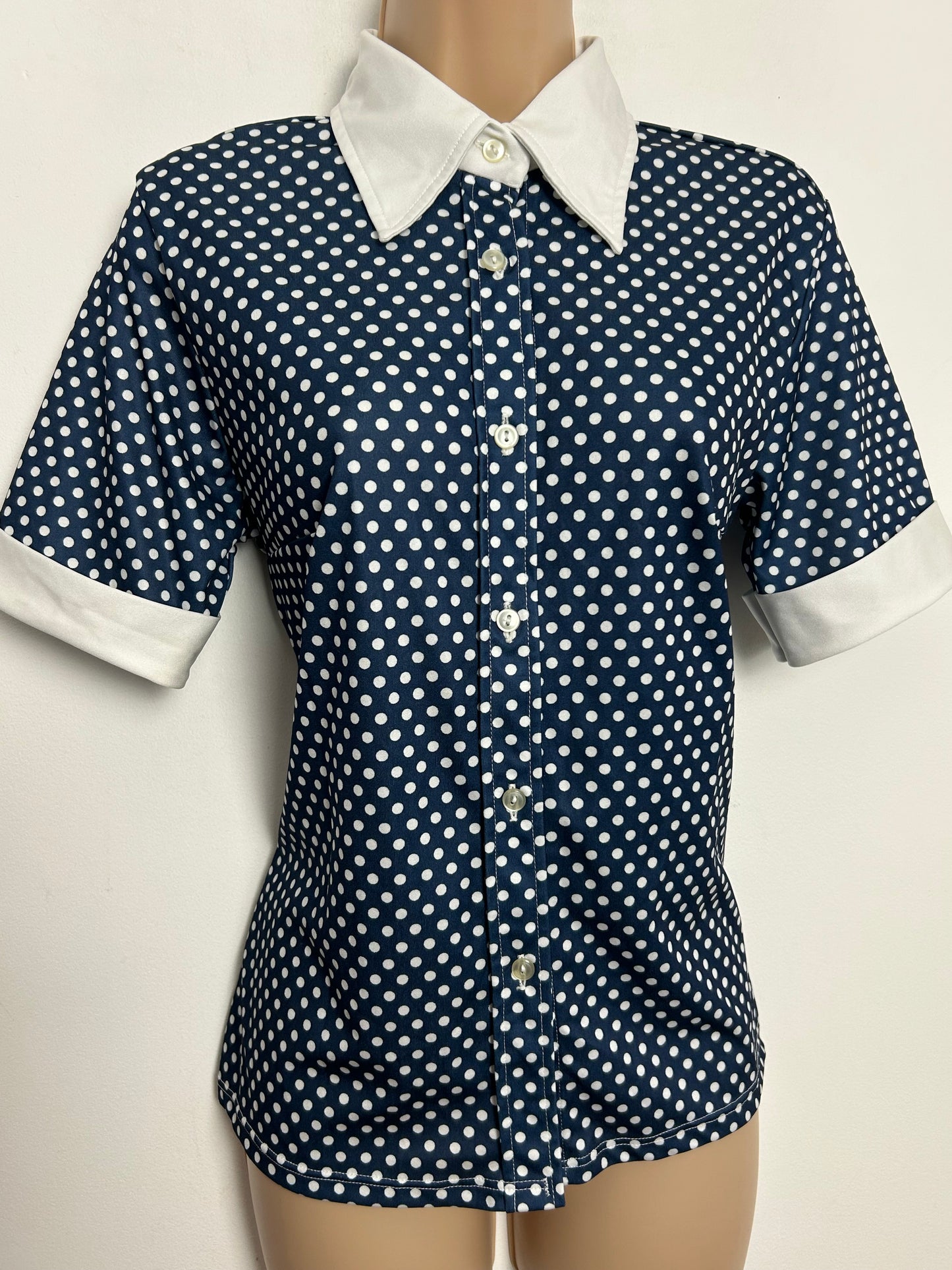 Vintage 1980s FASHION STYLE Size 10 Navy Blue & White Polka Dot Print Short Sleeve Shirt