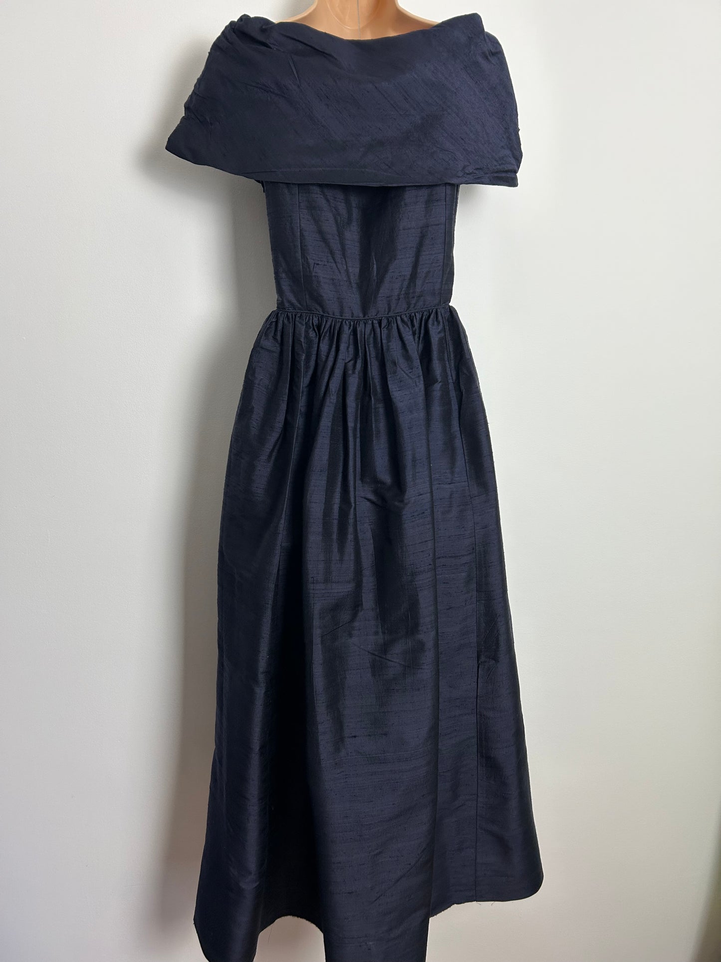 Vintage 1980s LAURA ASHLEY UK Size 12 (Size 16 On Label) Dark Midnight Blue 100% Silk Ballgown