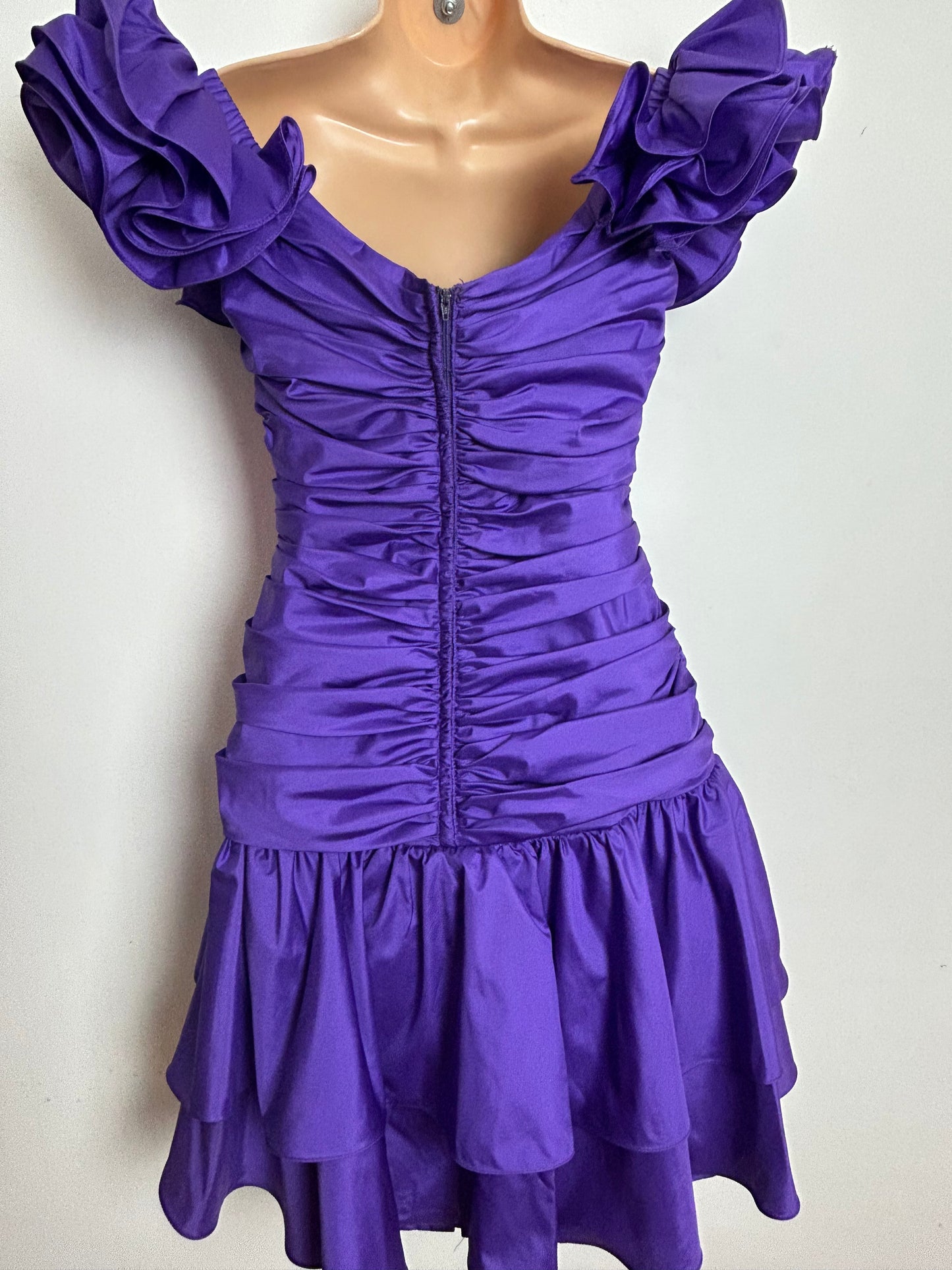 American Vintage 1980s Size 12 Purple Sequin Embellished Ruffle Sleeve Party Prom Dress
