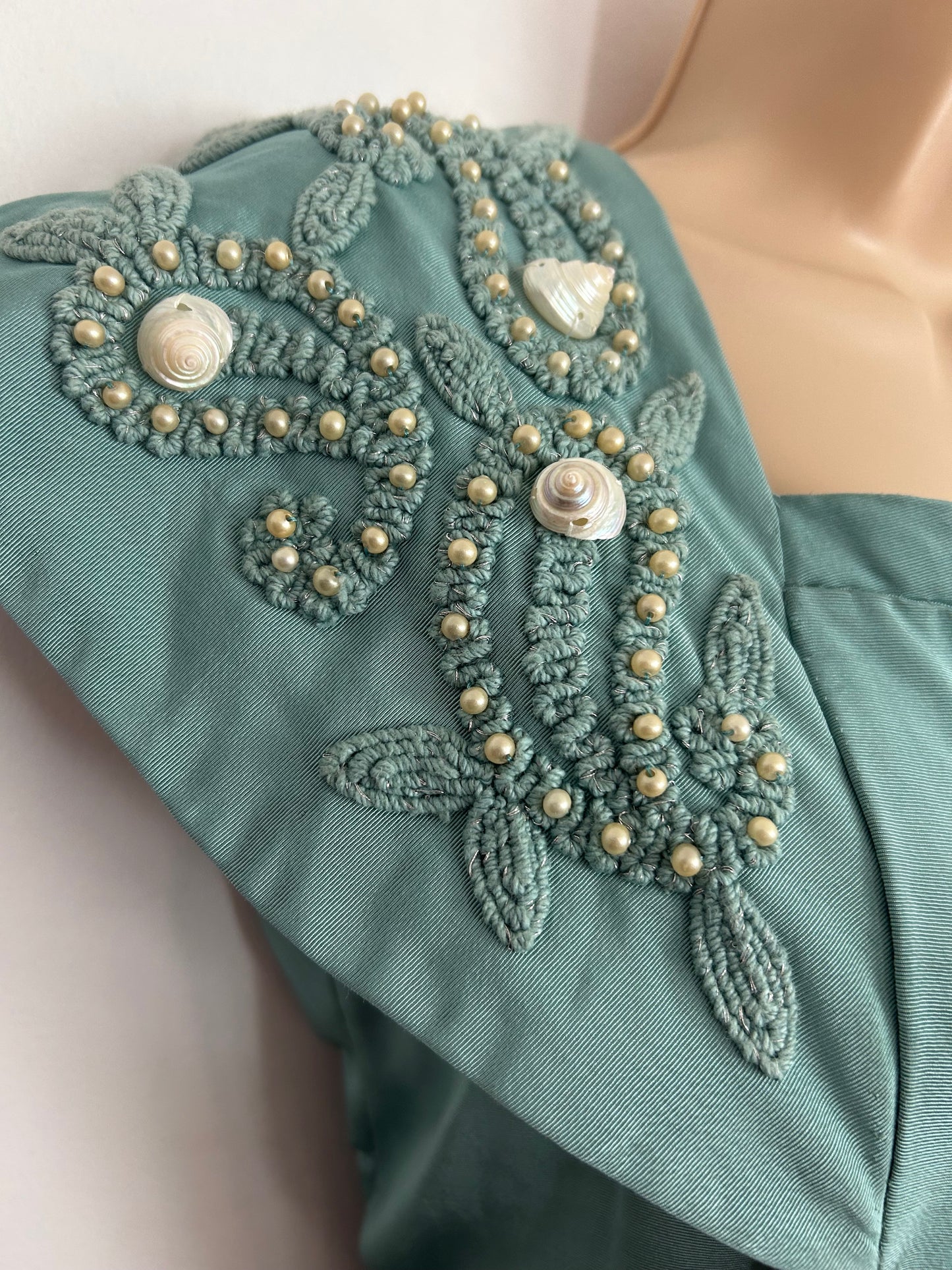 Vintage 1940s Size 10-12 Beautiful Duck Egg Blue Gaberdine Braid Bead & Shell Embellished Pleated Ballgown