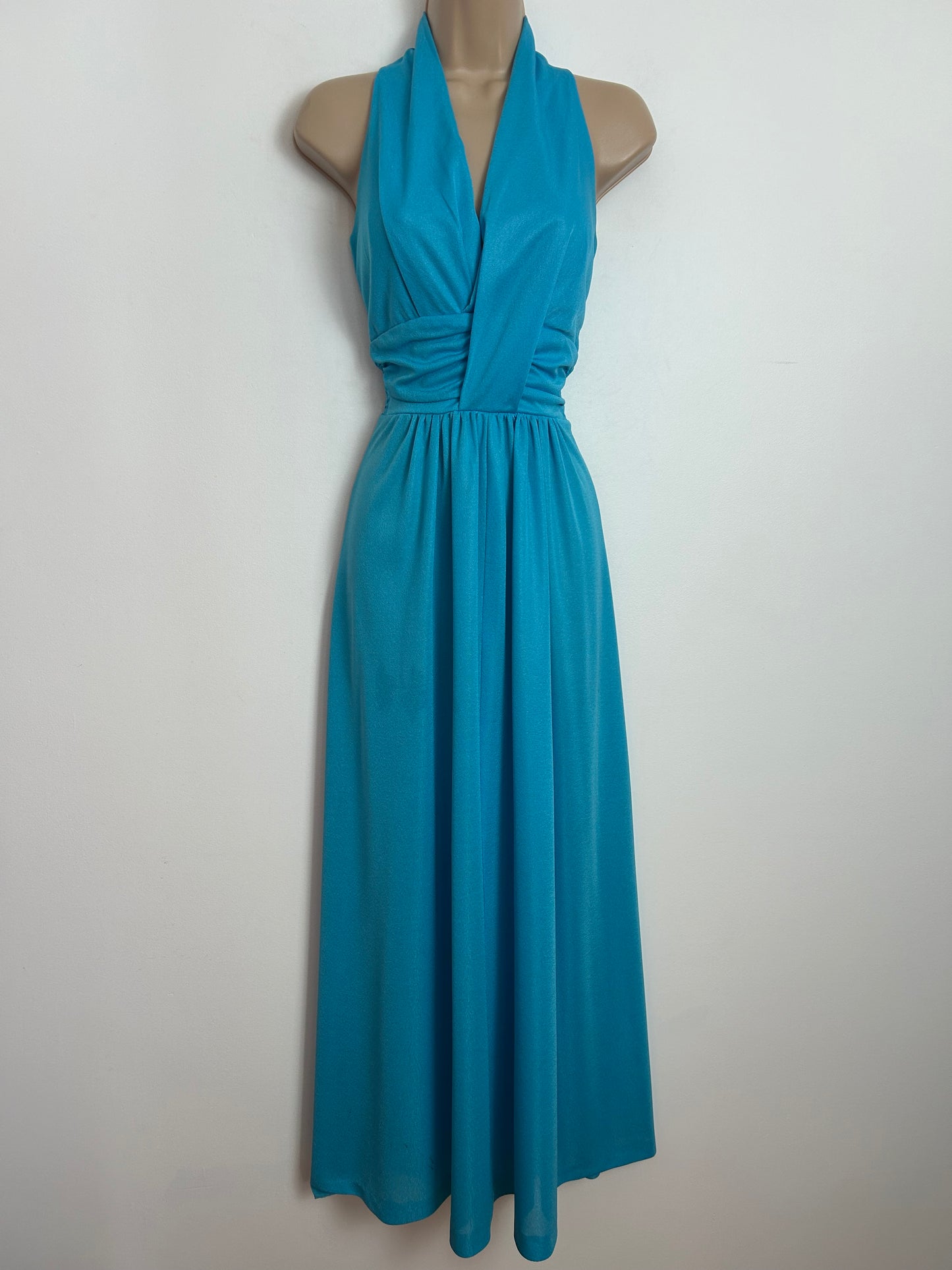 Vintage 1970s Size 6-8 Turquoise Blue Sleeveless Ruched Waist Summer Maxi Dress
