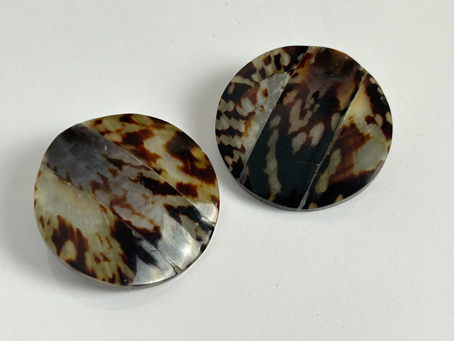 Vintage 1980s Large Round Glass & Silver Tone Base Metal Animal Print Clip On Earrings
