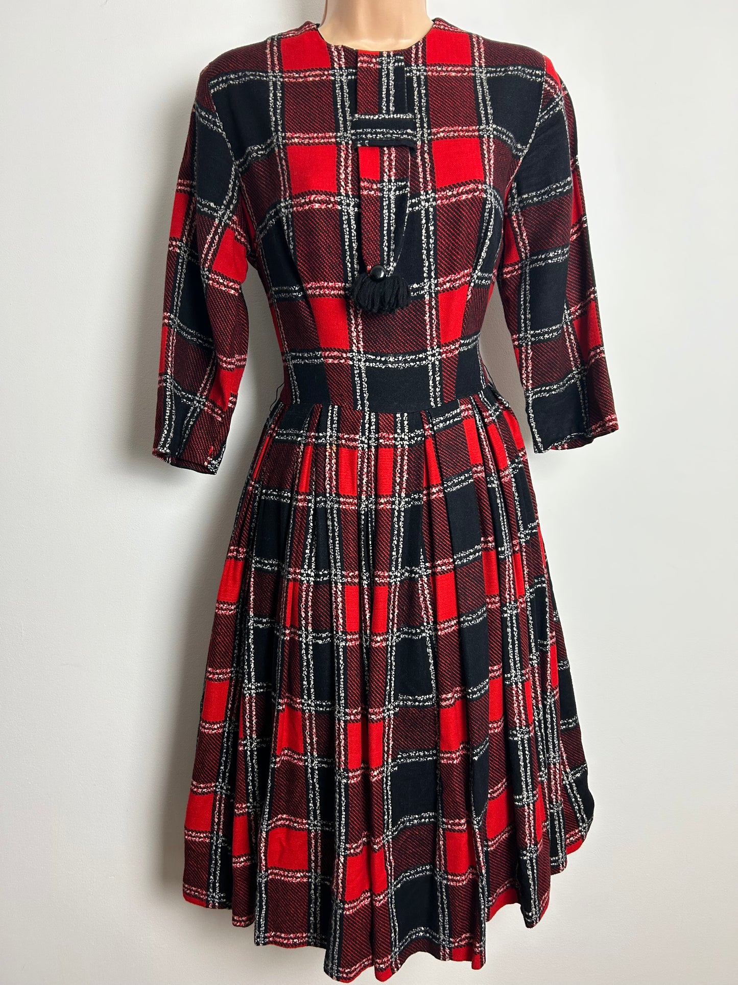 Vintage 1950s FAIMAN OF OXFORD Size 8-10 Red Black & White Check Print Wool Blend Long Sleeve Tassel Pleated Winter Dress