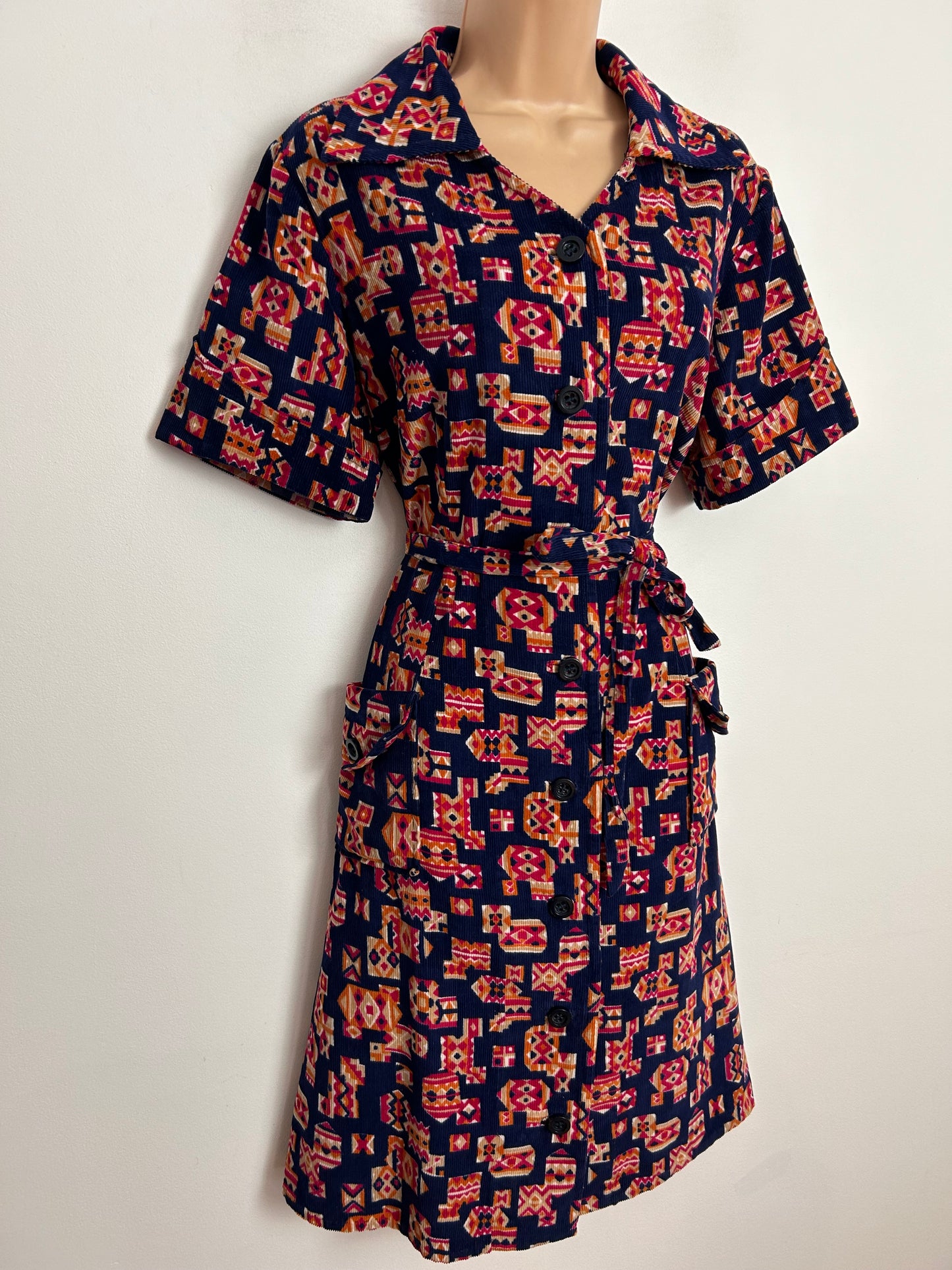 Vintage 1970s UK Size 16 Navy Blue Orange & Red Abstract Geo Print Corduroy Short Sleeve Belted Mod Dress
