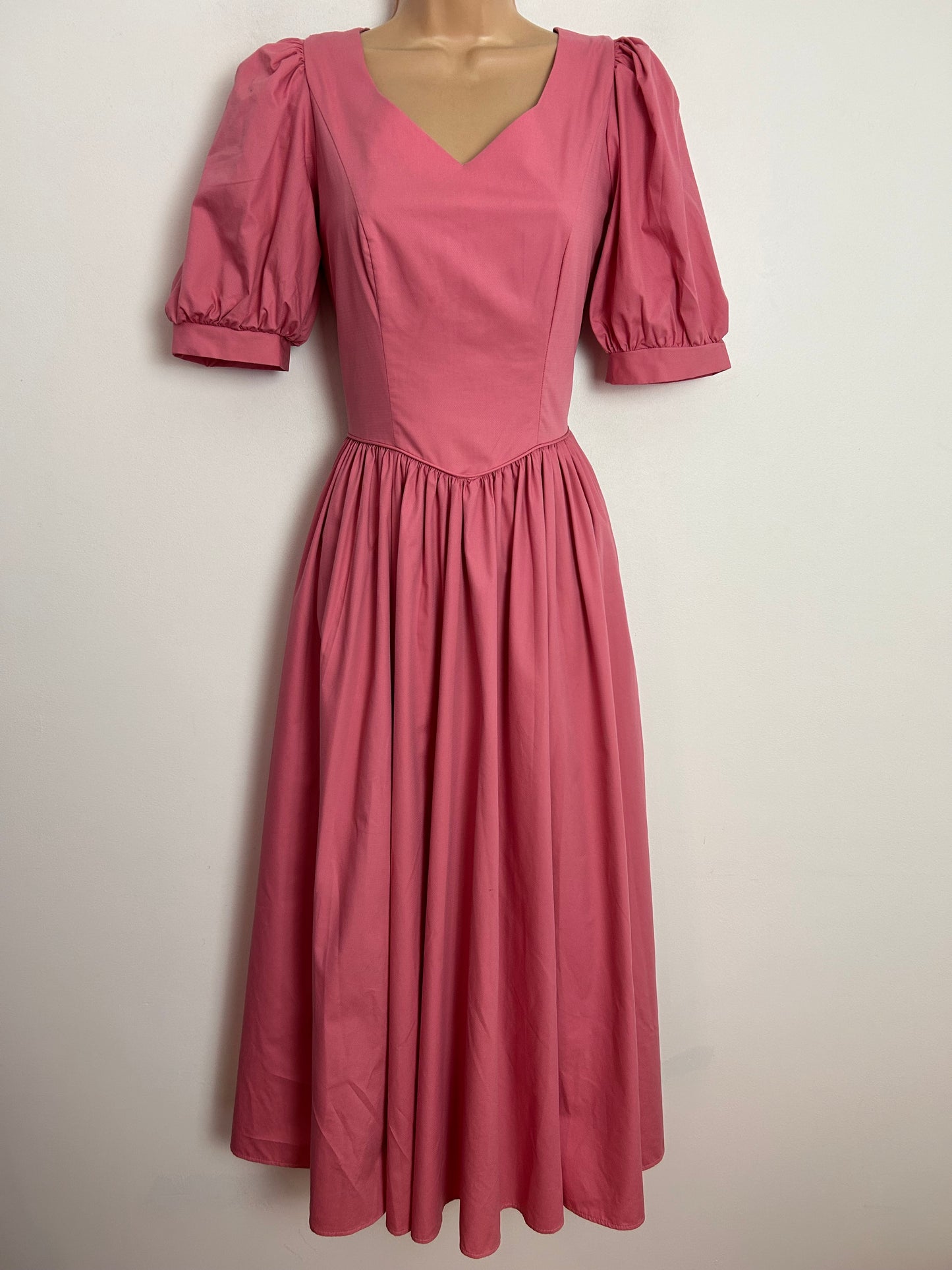 Vintage 1980s LAURA ASHLEY UK Size 10 Pink Cotton Bow Back Midi Ballgown Dress