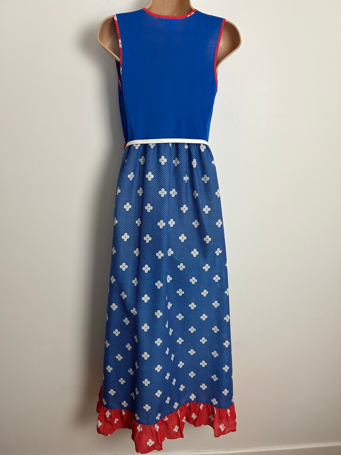 Vintage 1970s Size 10 Blue White & Red Polka Dot & Floral Print Plunge Neck Sleeveless Belted Maxi Dress