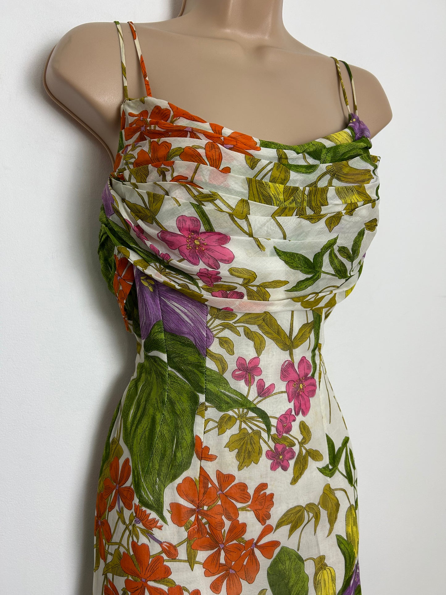 Vintage 1950s Size 8-10 White Orange Purple & Green Floral Print Cotton Fitted Wiggle Summer Occasion Dress