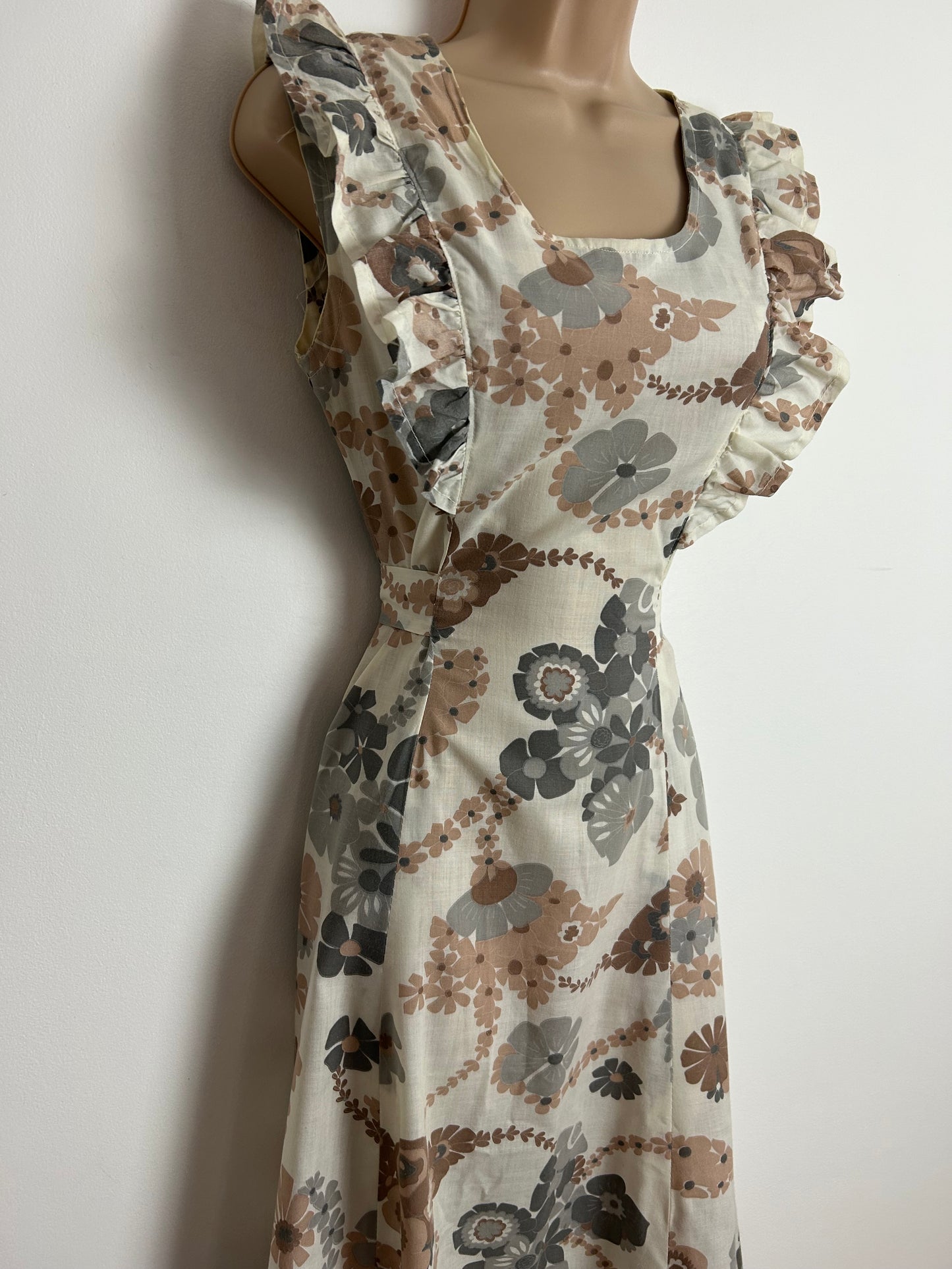 Vintage 1970s Size 8 Off White Brown & Grey Tones Floral Print Cotton Mix Prairie Maxi Dress