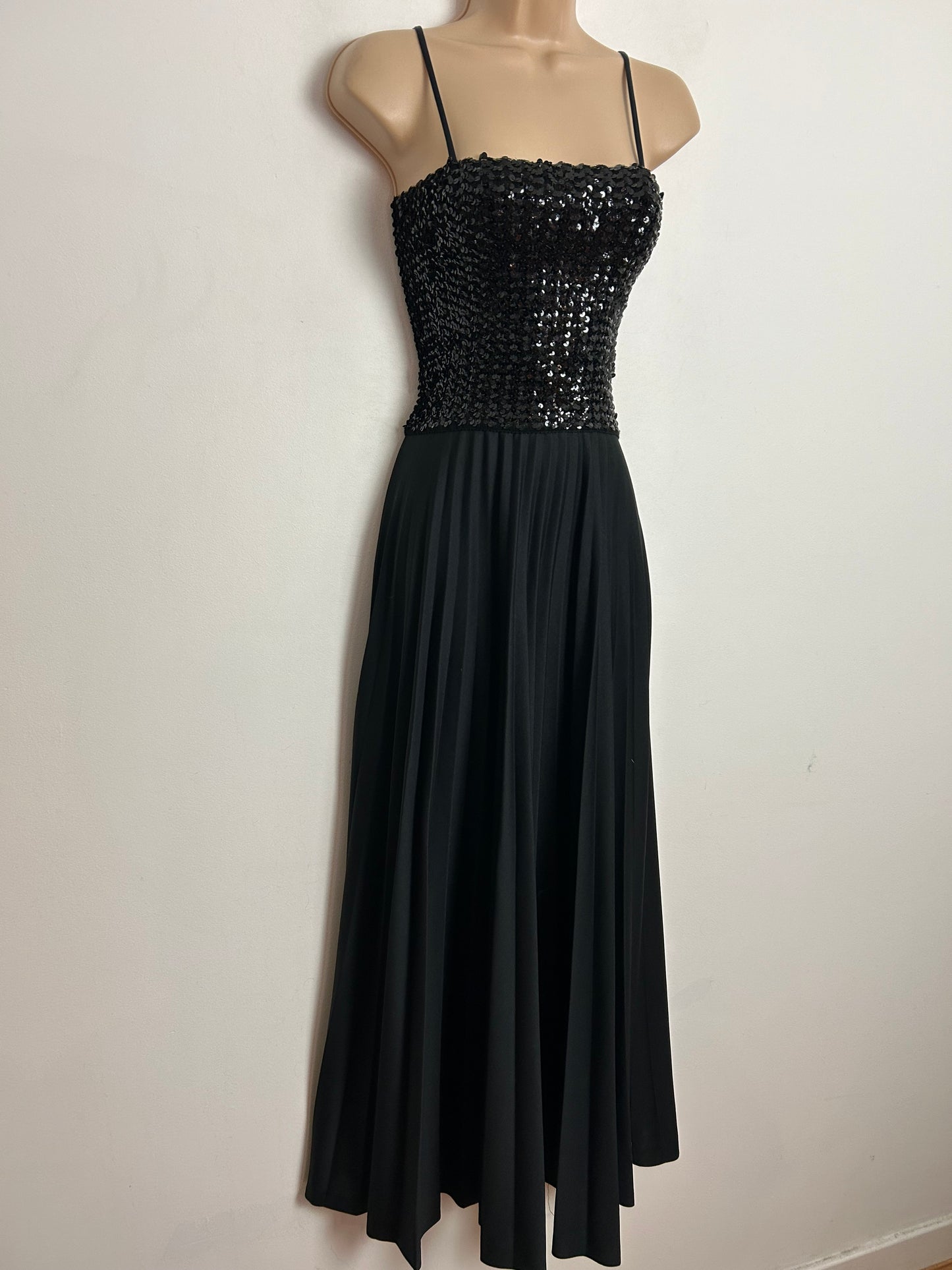 Vintage 1970s YOLENE Up To Size 10 Black Sequin Bodice Strappy Pleated Evening Maxi Dress