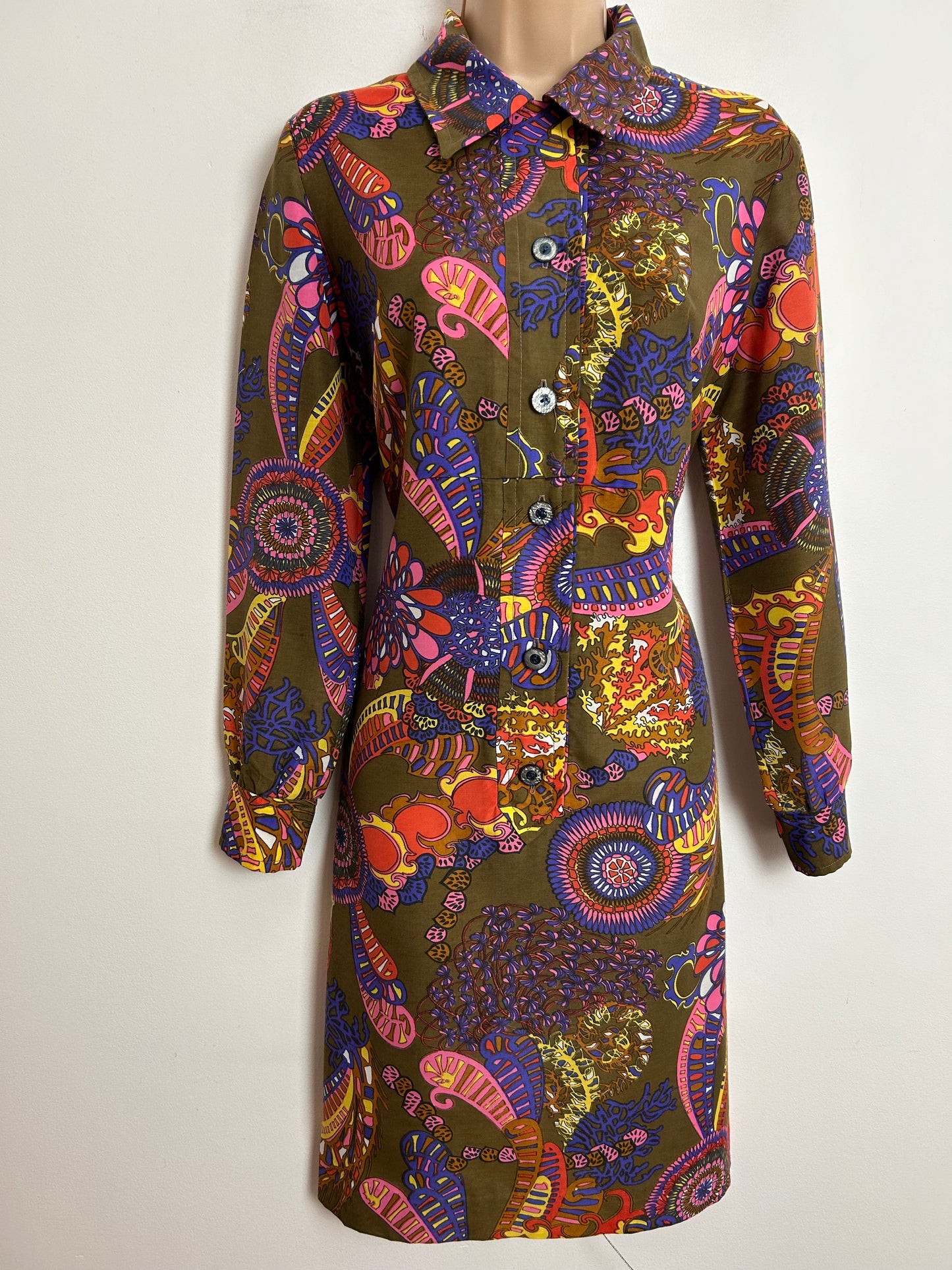 Vintage Late 1960s CARNEGIE OF LONDON UK Size 10-12 Olive Green Pink & Yellow Floral & Paisley Print Long Sleeve Shift Mod Dress