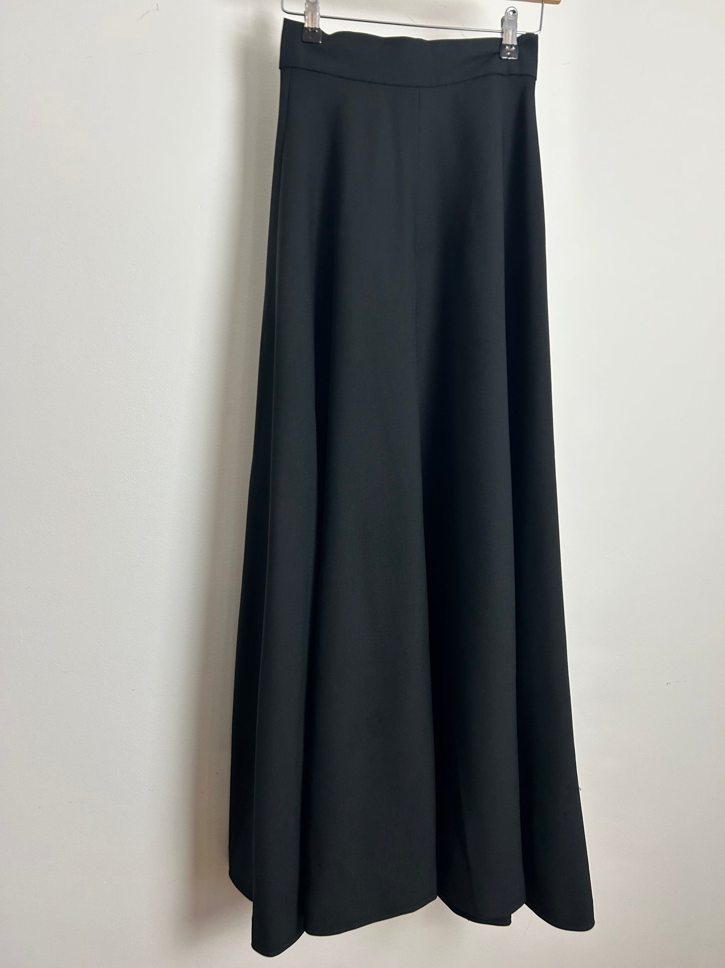 Vintage 1970s Size 6 Classic Long Black Max Skirt